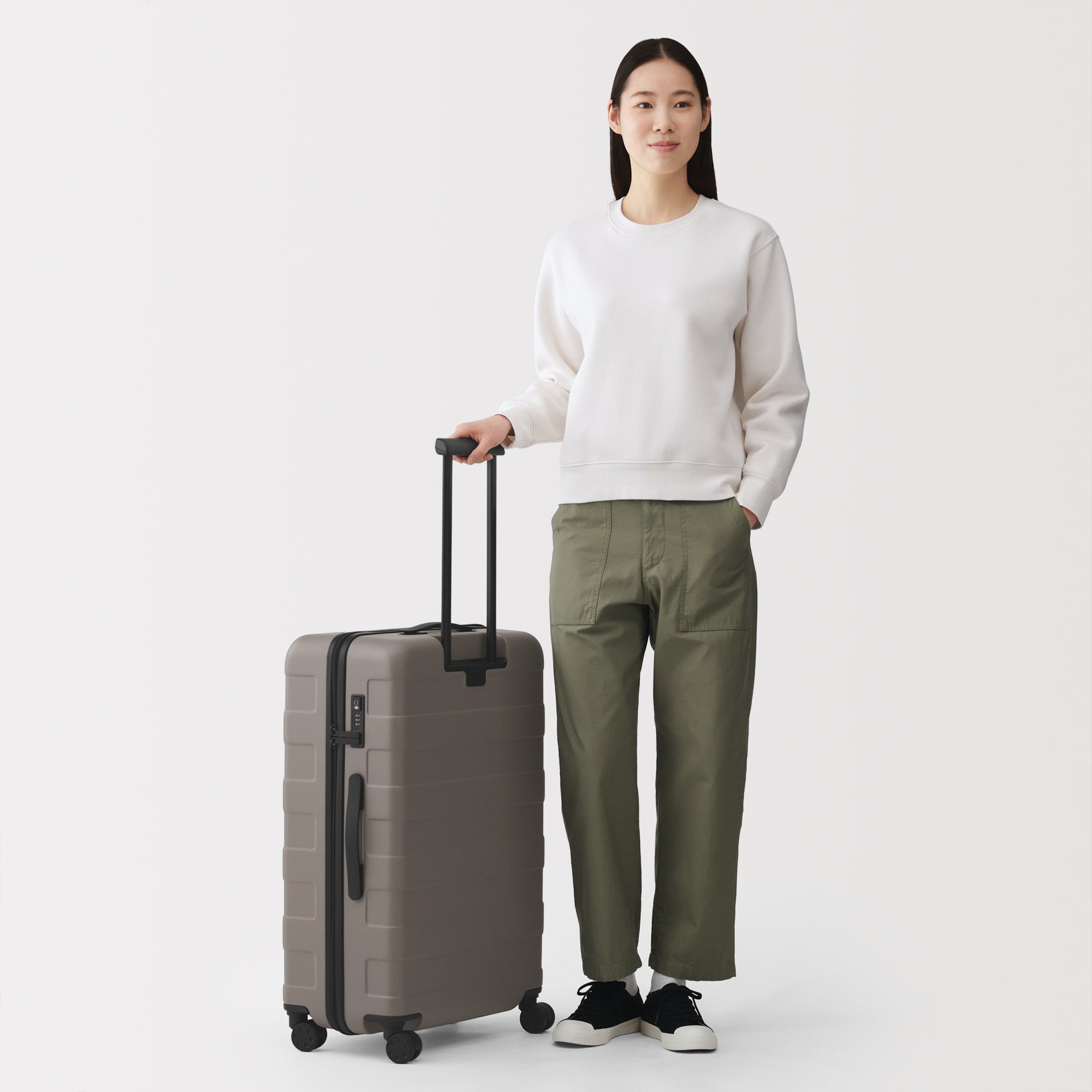 Hard Shell Suitcase 75L | Check-In