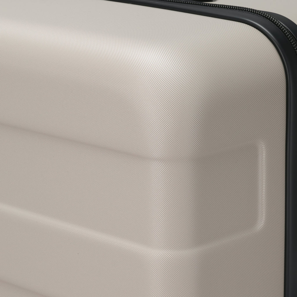 Hard Shell Suitcase 75L | Check-In