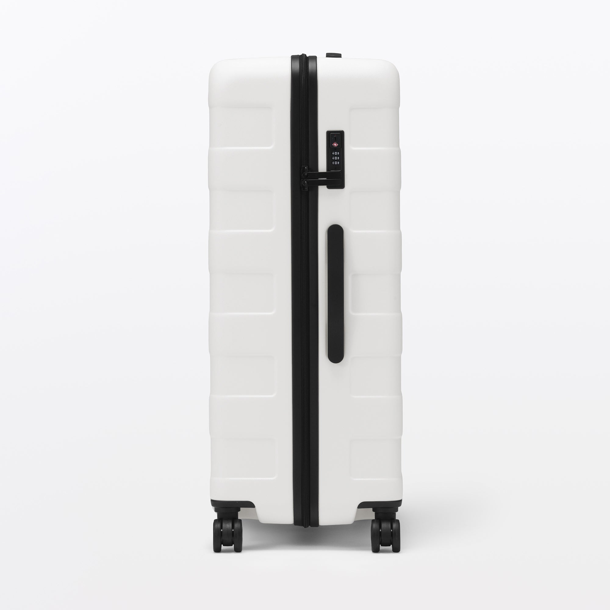 Hard Shell Suitcase 105L | Check-In