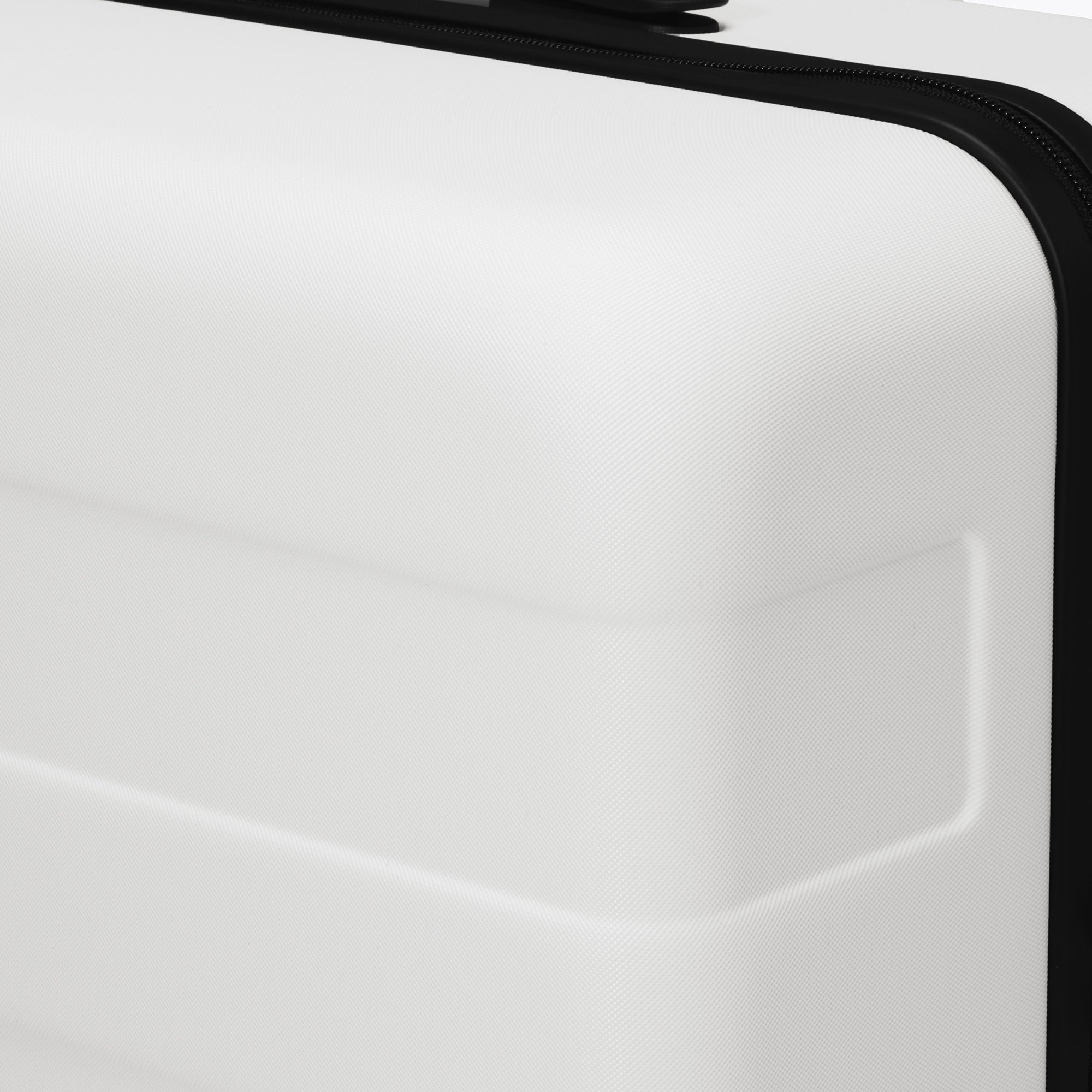 Hard Shell Suitcase 105L | Check-In