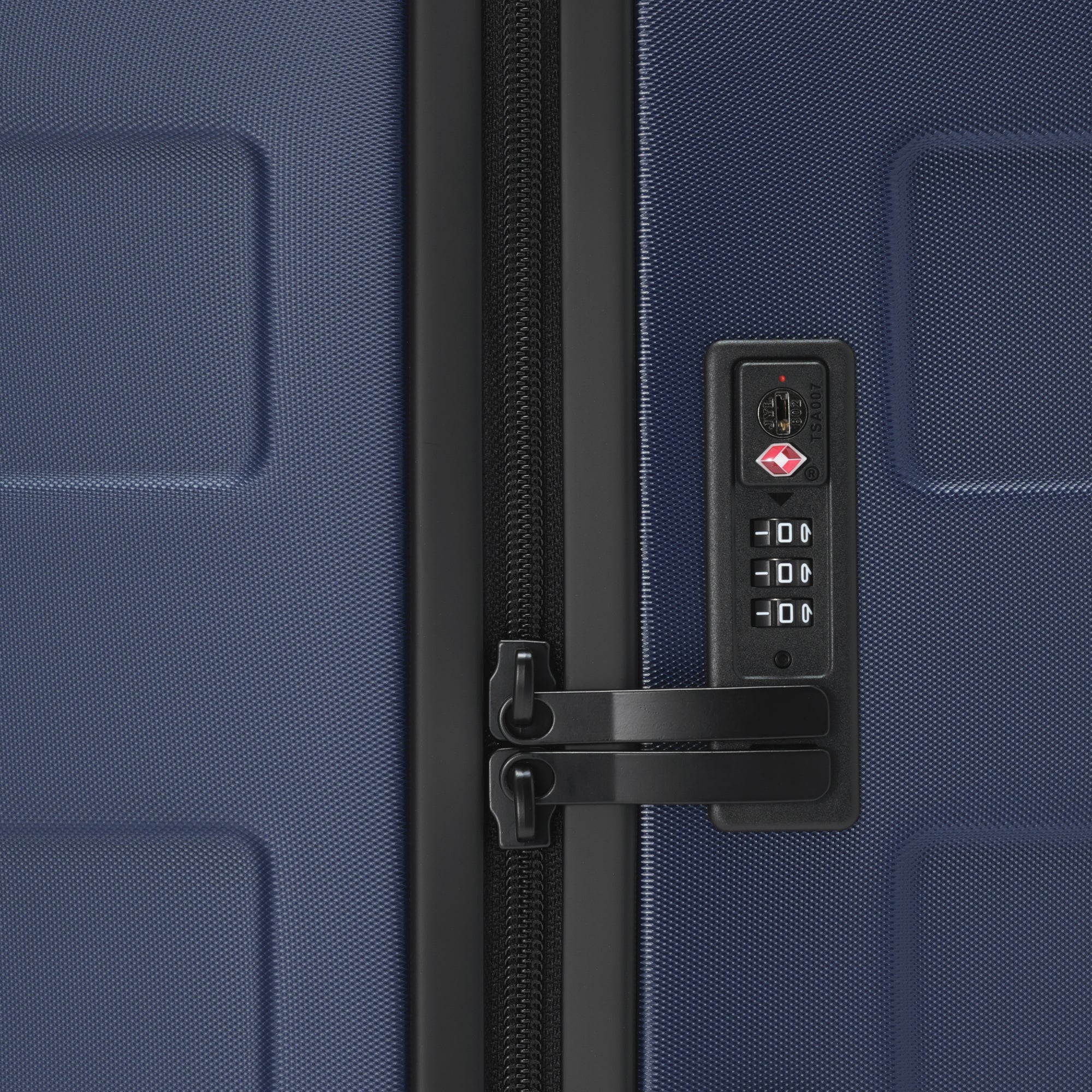 Hard Shell Suitcase 105L | Check-In
