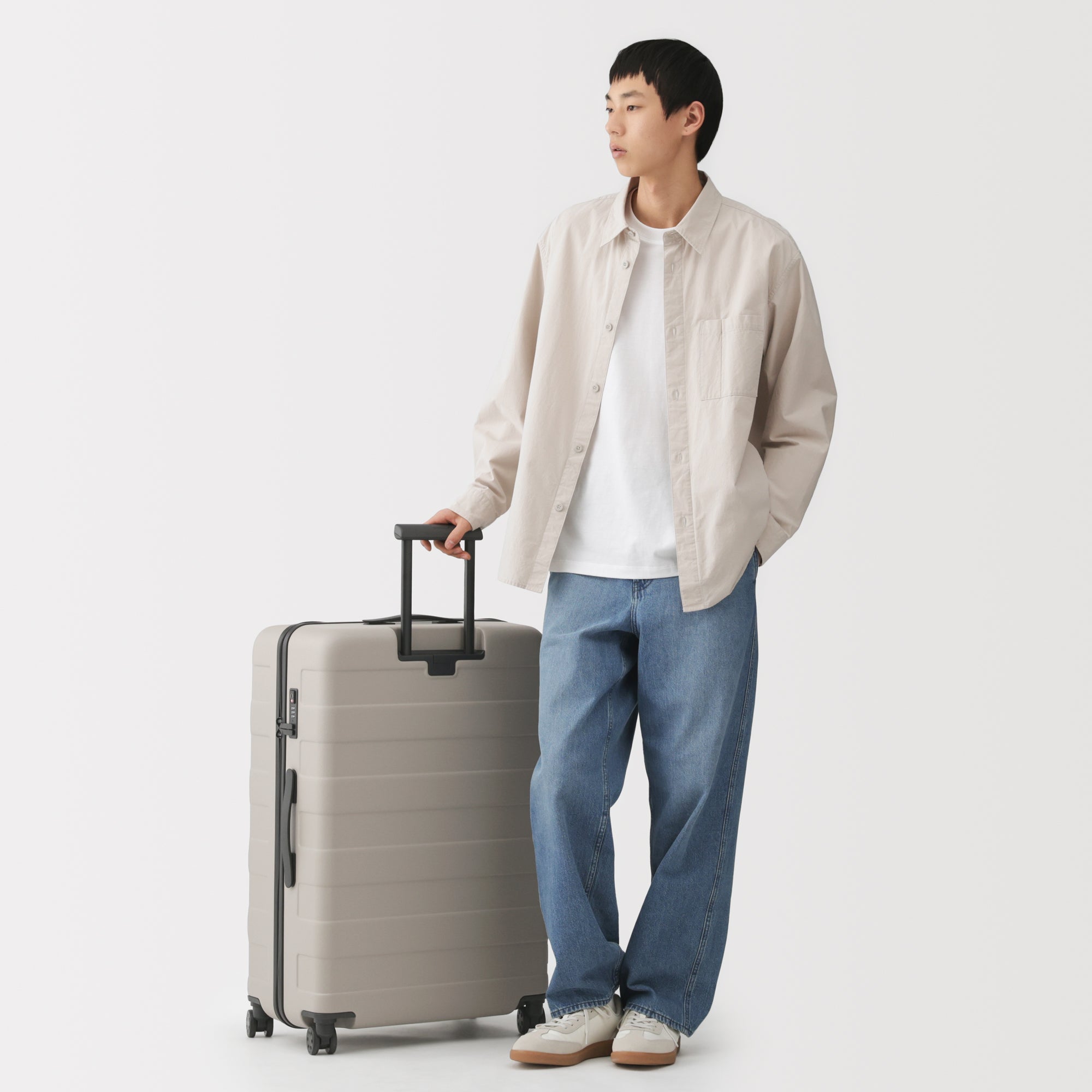 Hard Shell Suitcase 105L | Check-In