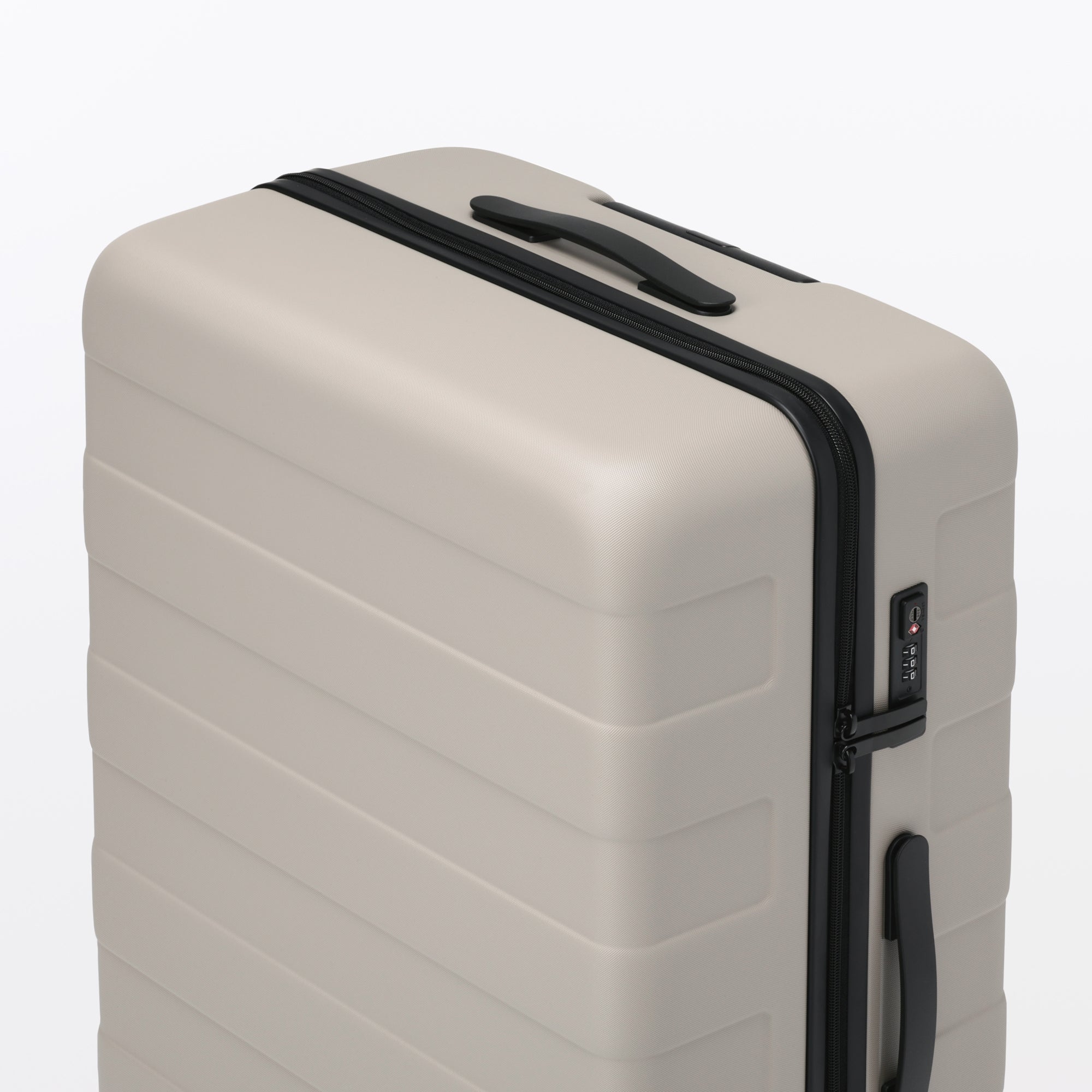Hard Shell Suitcase 105L | Check-In