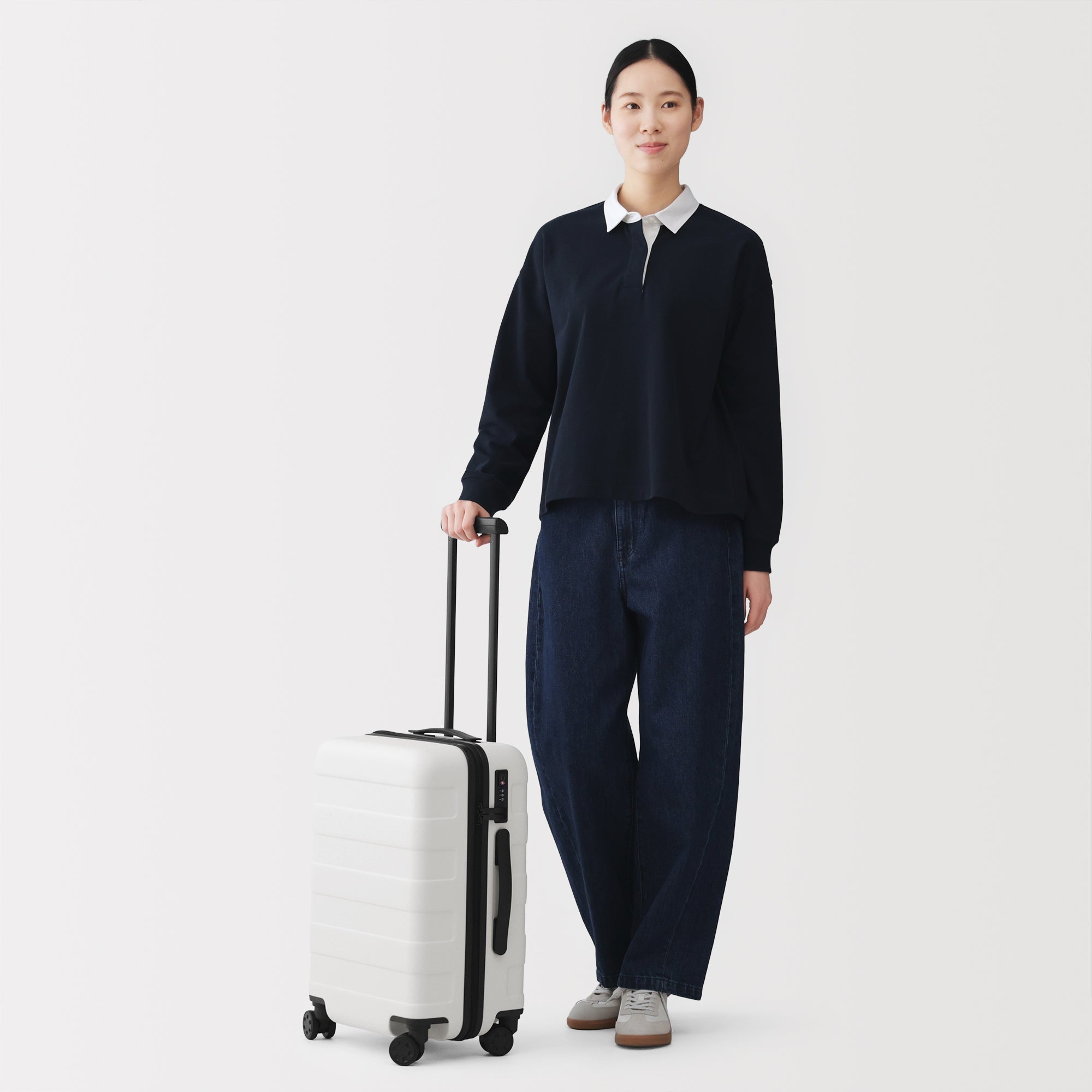 Hard Shell Suitcase 36L | Carry-On
