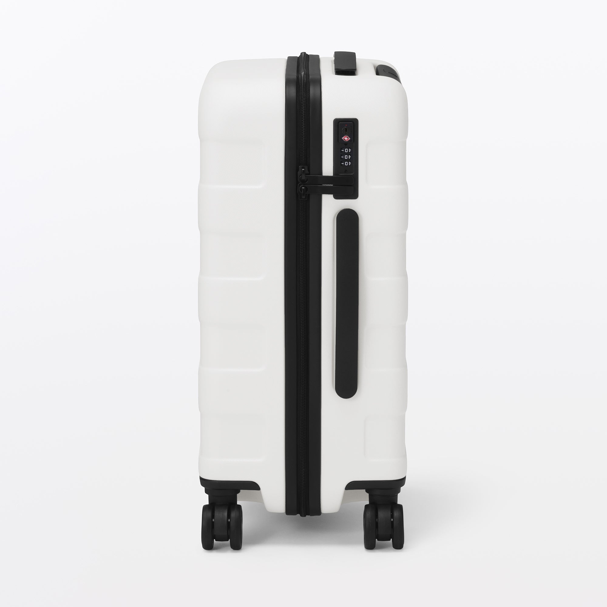 Hard Shell Suitcase 36L | Carry-On