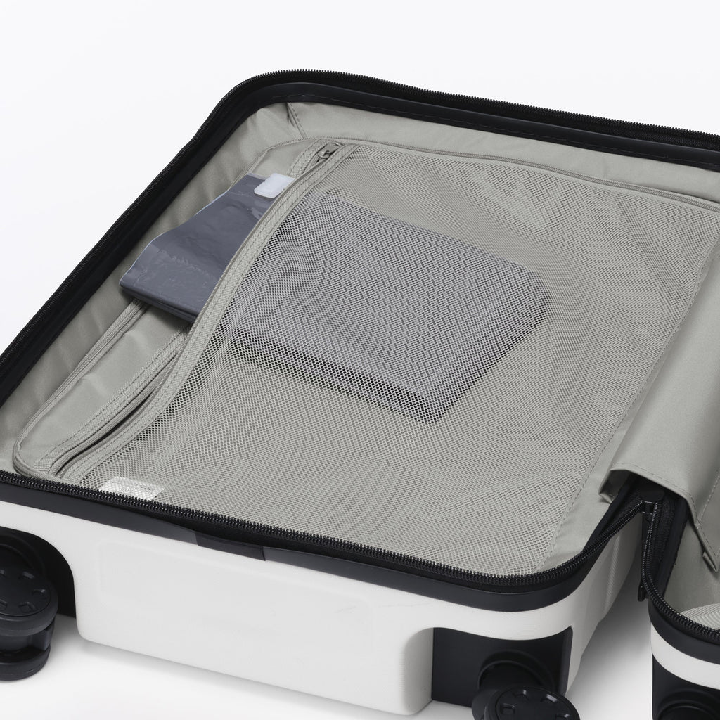 Hard Shell Suitcase 36L | Carry-On