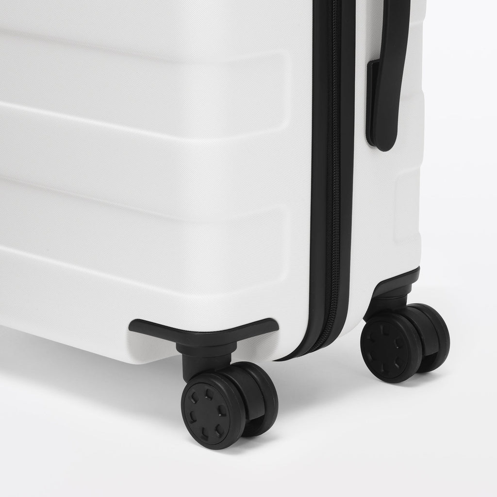 Hard Shell Suitcase 36L | Carry-On