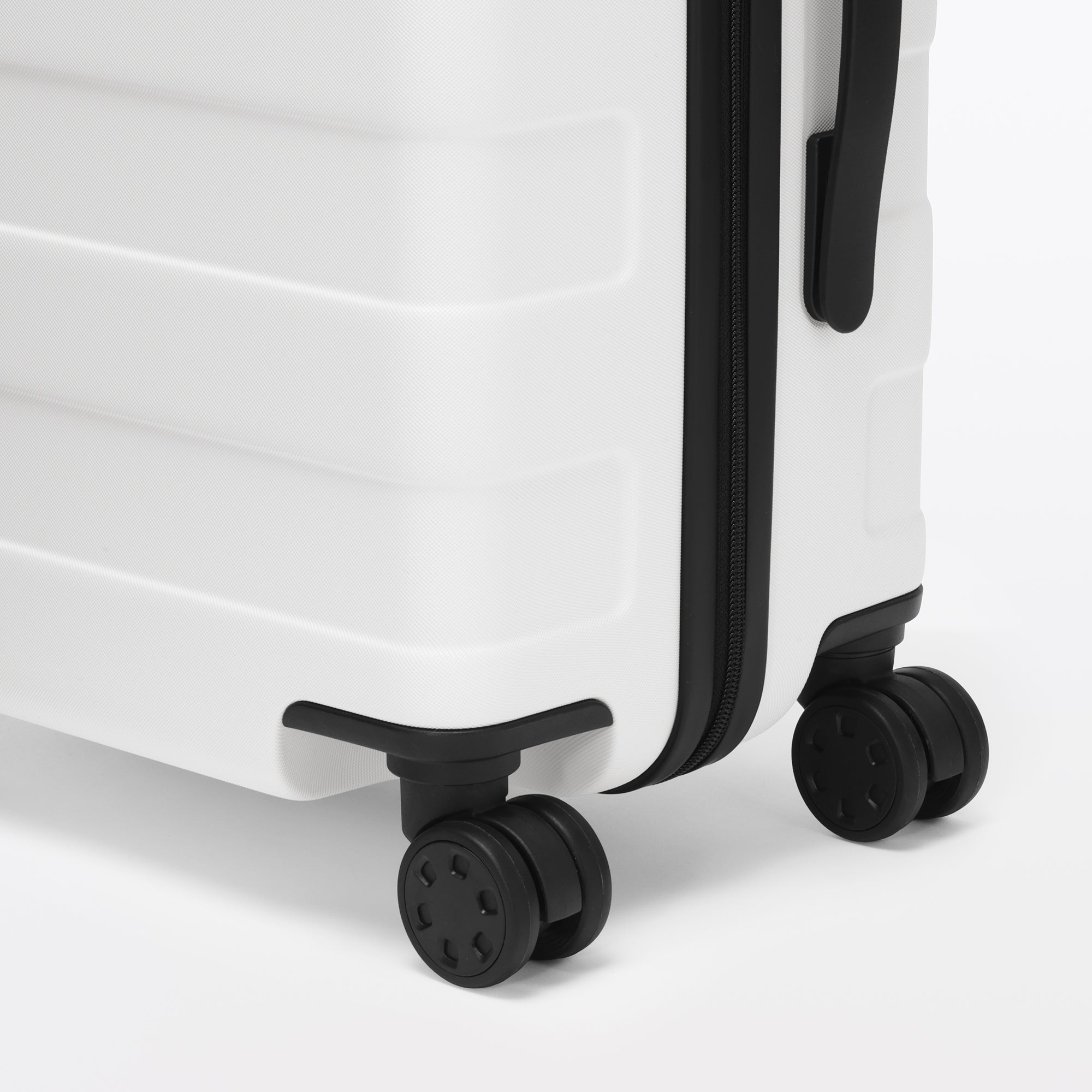 Hard Shell Suitcase 36L | Carry-On