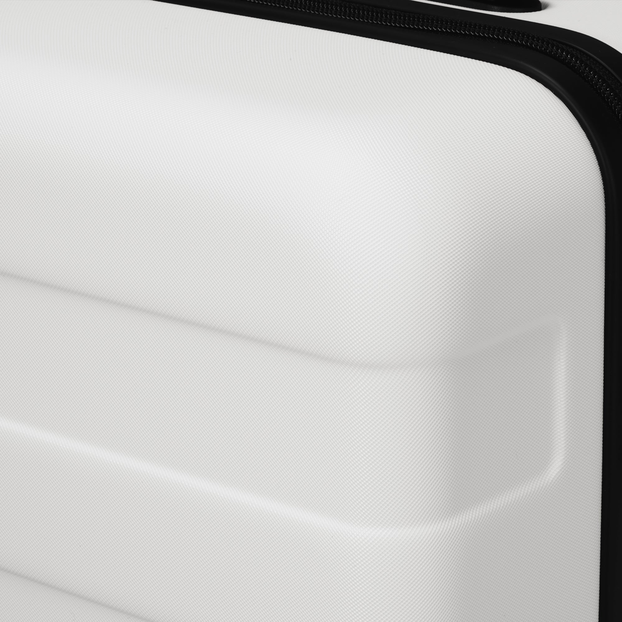 Hard Shell Suitcase 36L | Carry-On