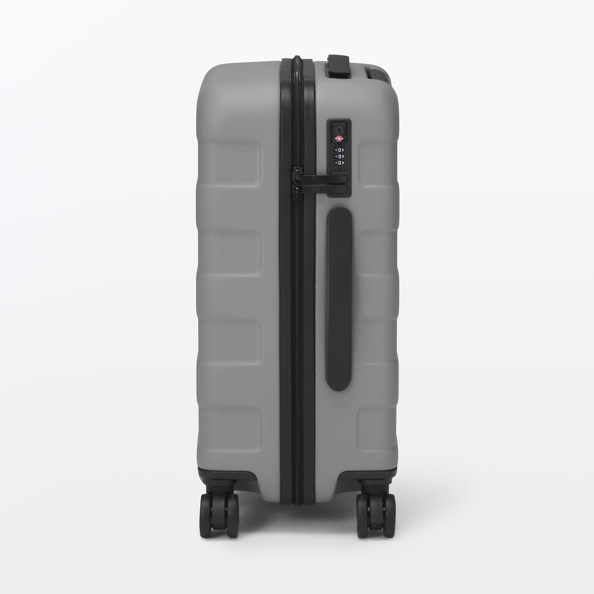Hard Shell Suitcase 36L | Carry-On