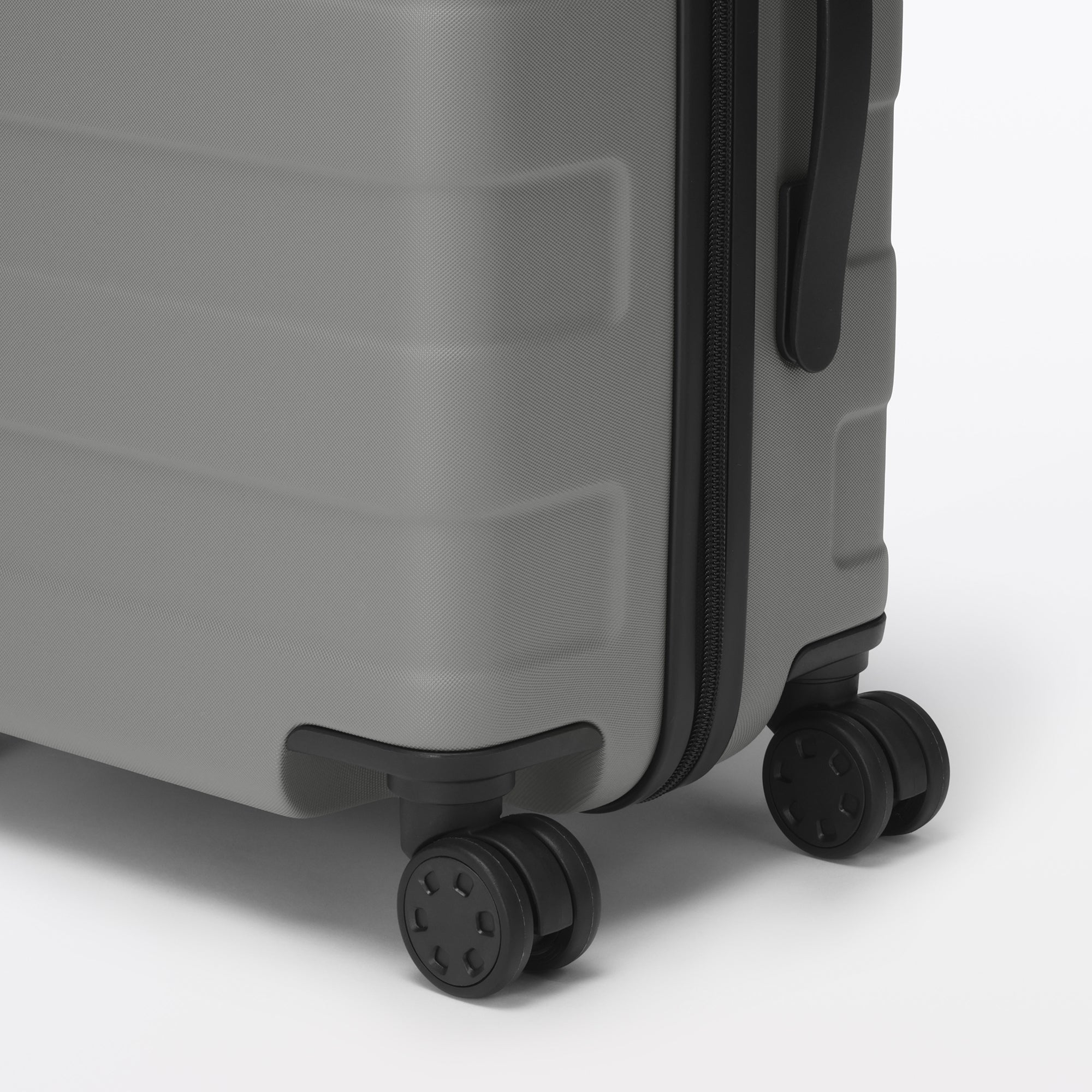 Hard Shell Suitcase 36L | Carry-On