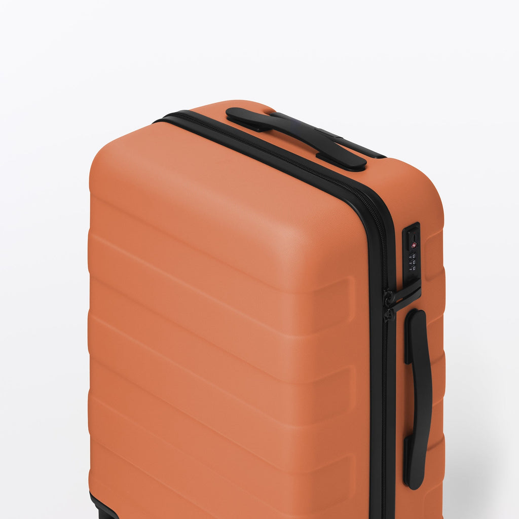 Hard Shell Suitcase 36L | Carry-On