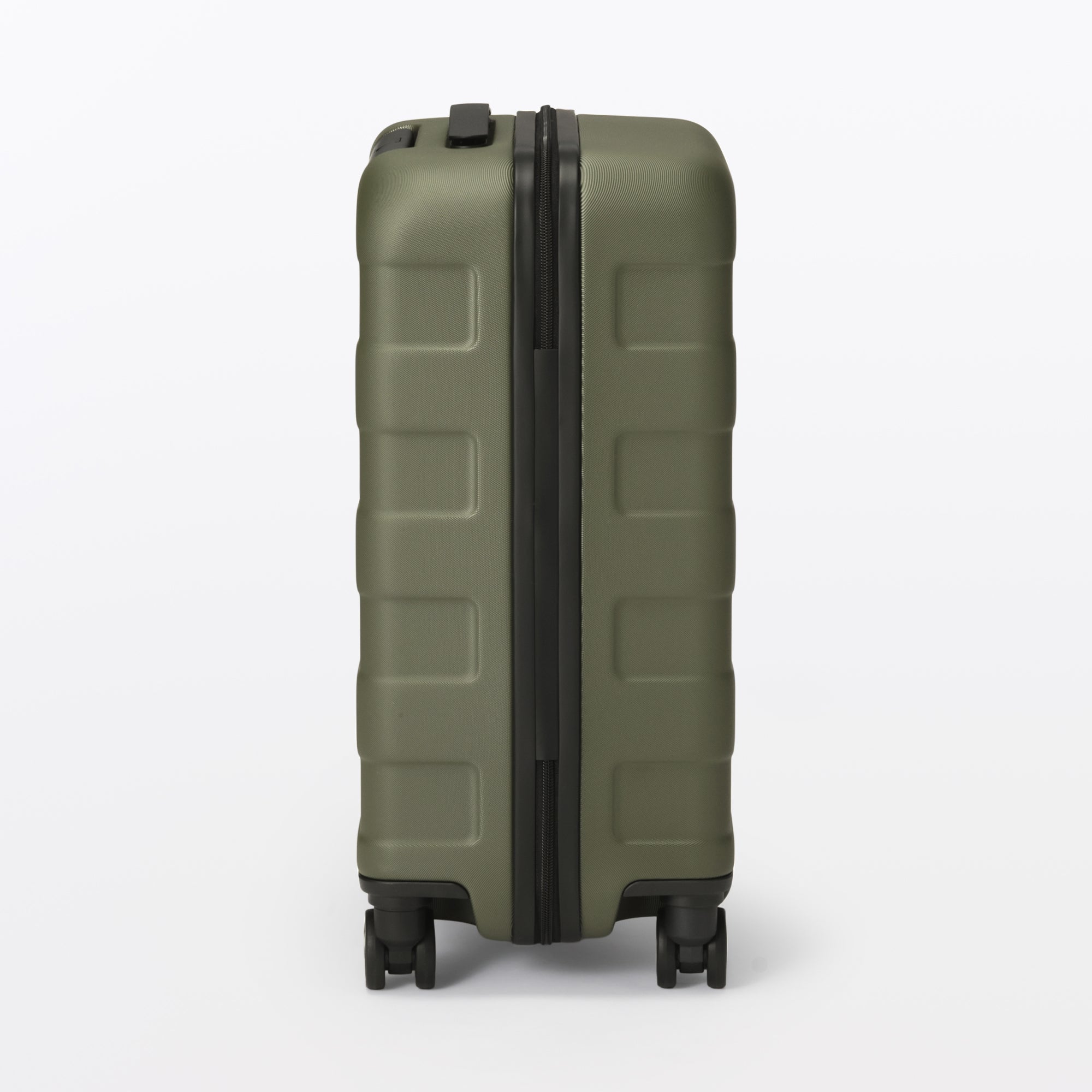 Hard Shell Suitcase 36L | Carry-On