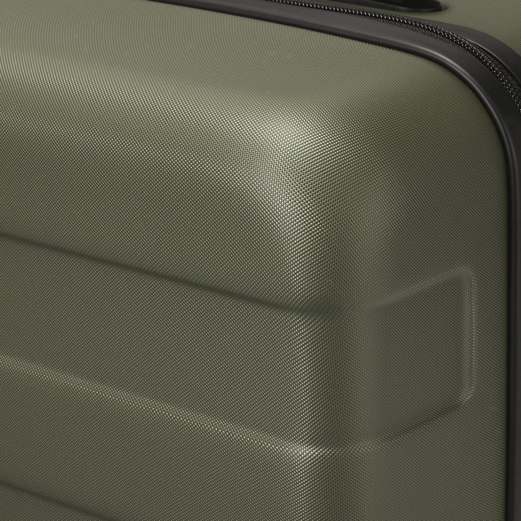 Hard Shell Suitcase 36L | Carry-On