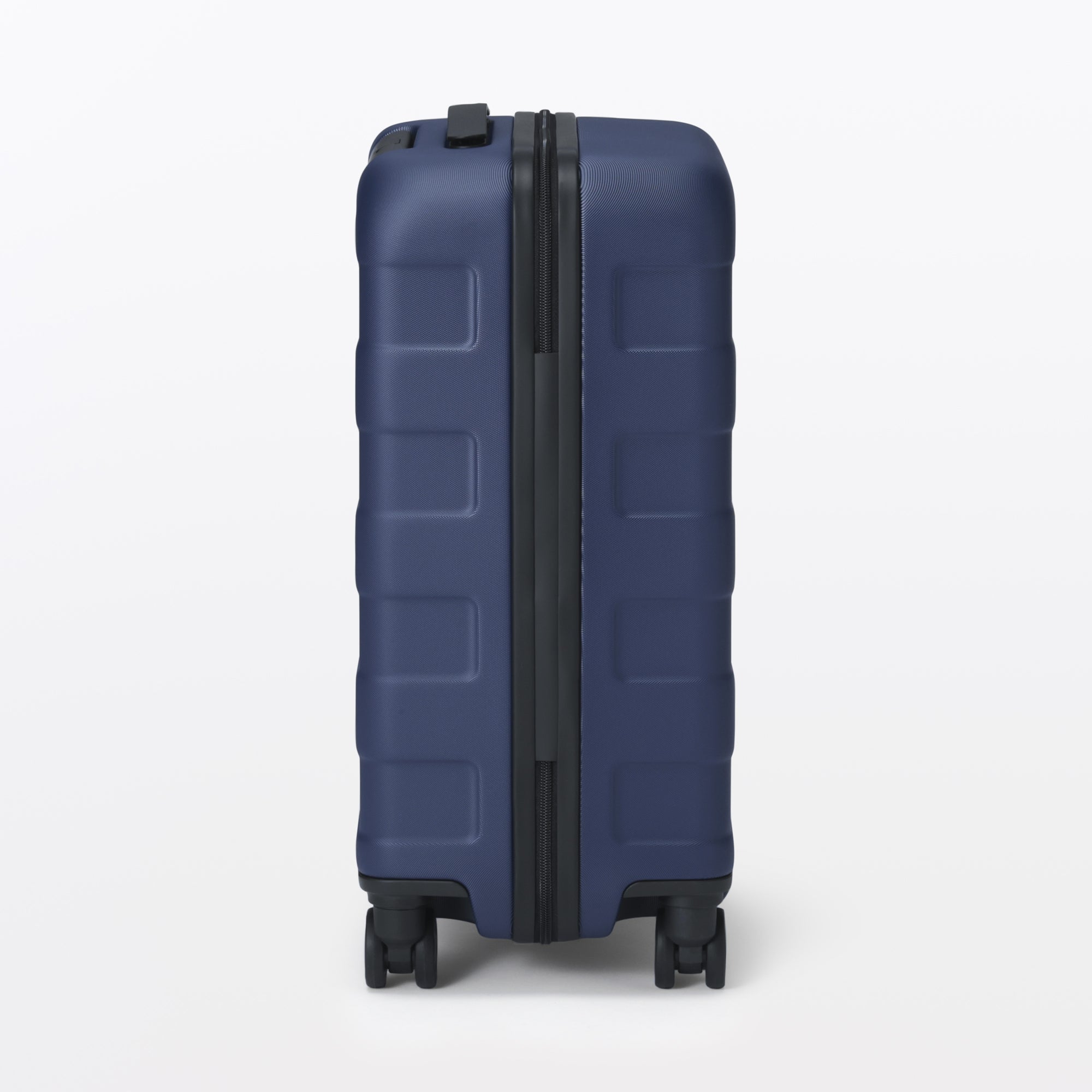 Hard Shell Suitcase 36L | Carry-On