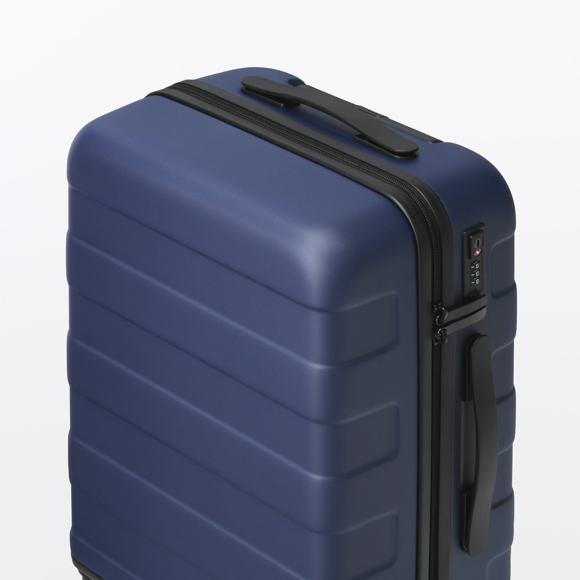 Hard Shell Suitcase 36L | Carry-On