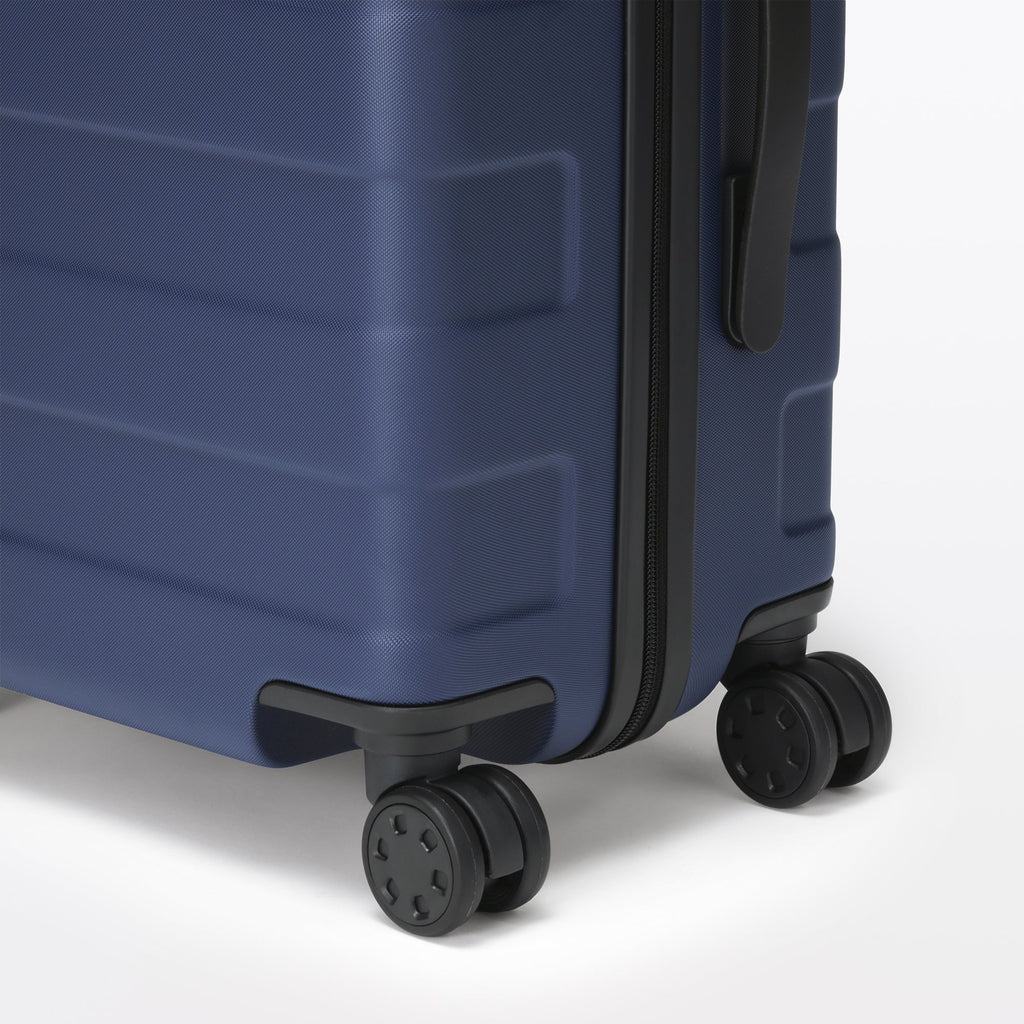 Hard Shell Suitcase 36L | Carry-On
