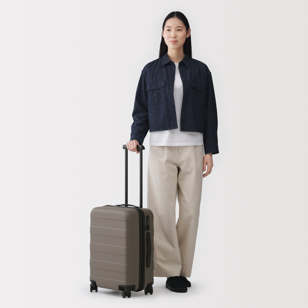 Hard Shell Suitcase 36L | Carry-On