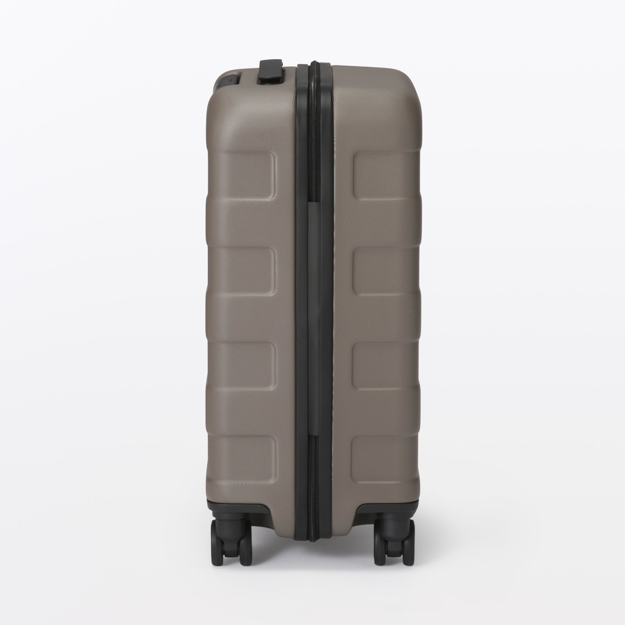 Hard Shell Suitcase 36L | Carry-On