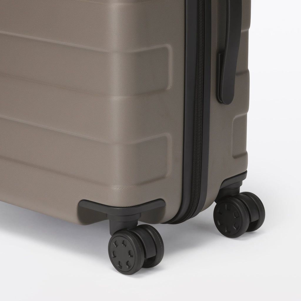 Hard Shell Suitcase 36L | Carry-On
