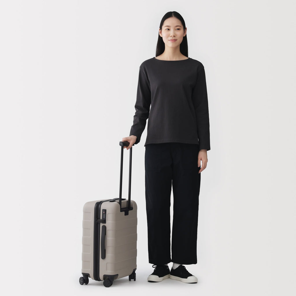 Hard Shell Suitcase 36L | Carry-On