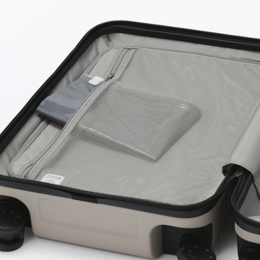 Hard Shell Suitcase 36L | Carry-On