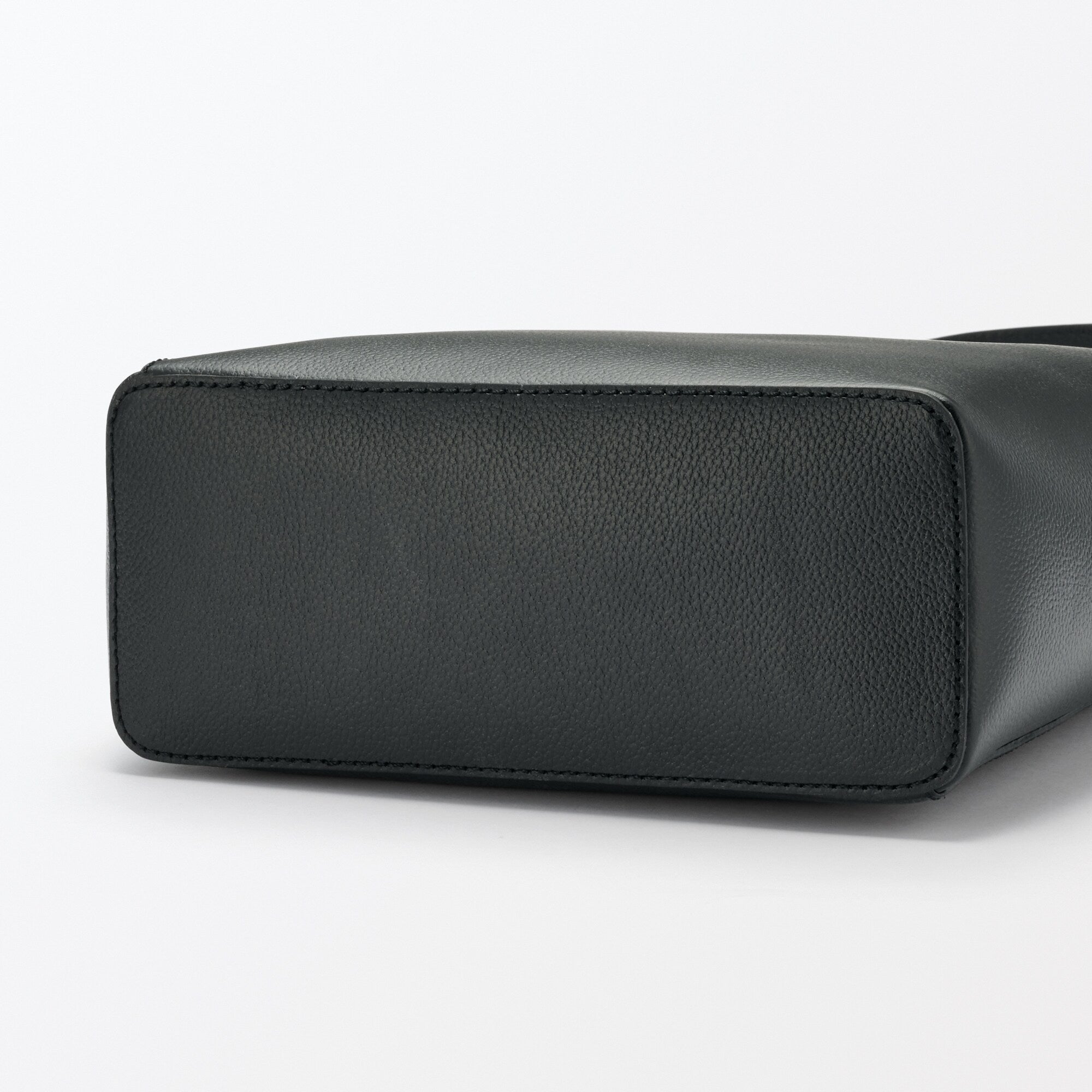 Tanned Leather Shoulder Bag