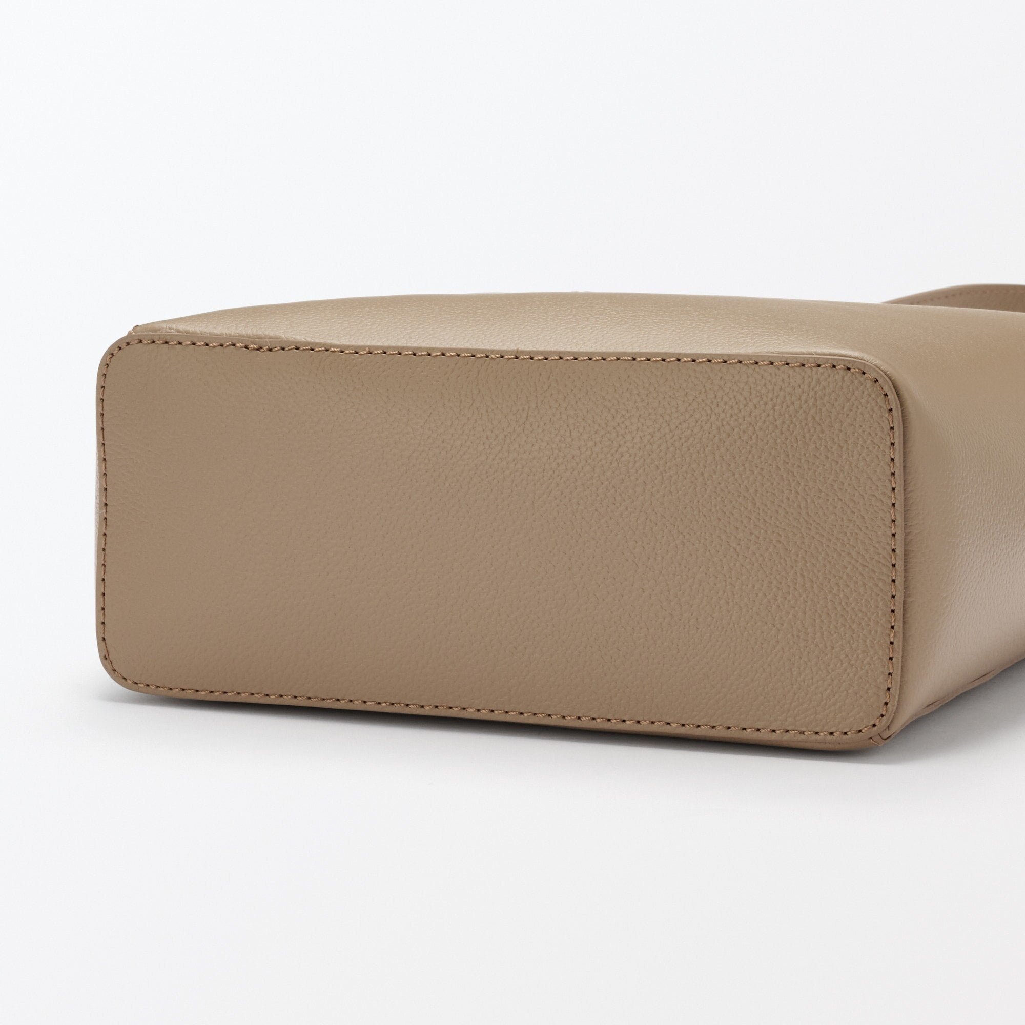 Tanned Leather Shoulder Bag