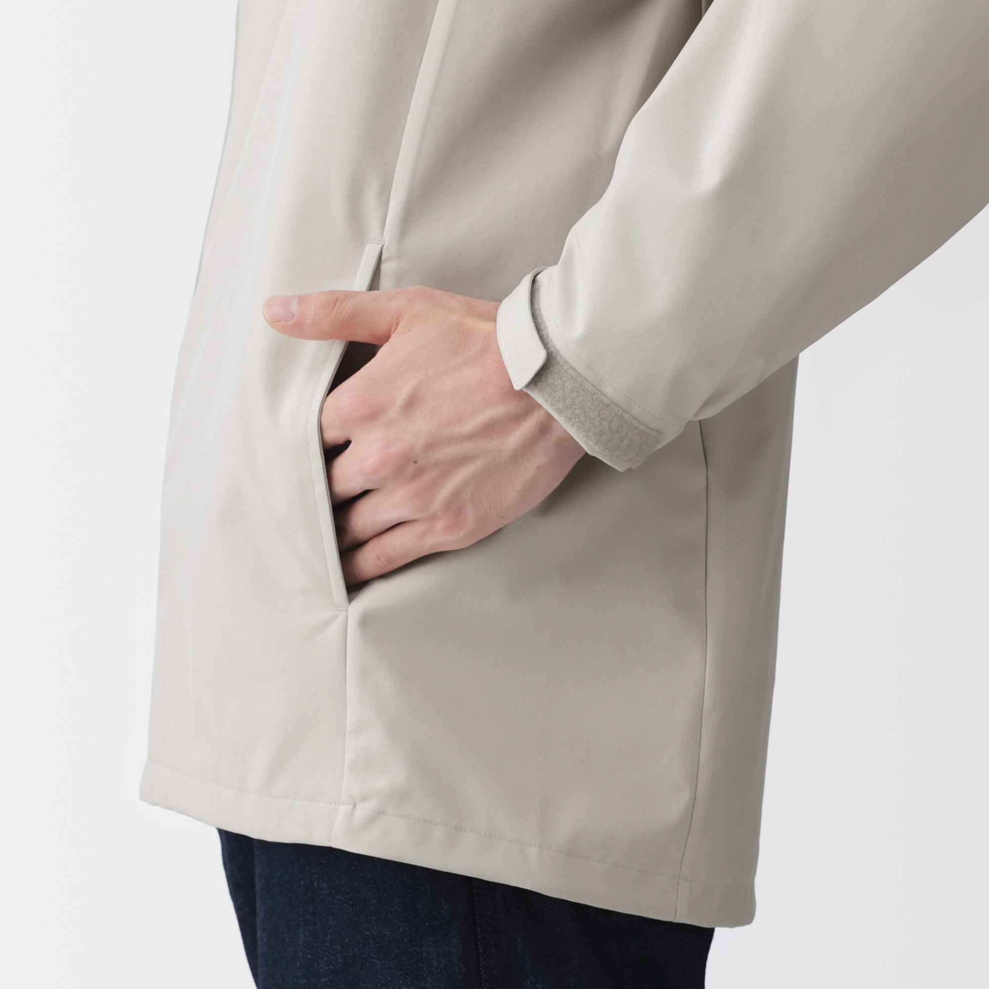Water Repellent Hooded Jacket
