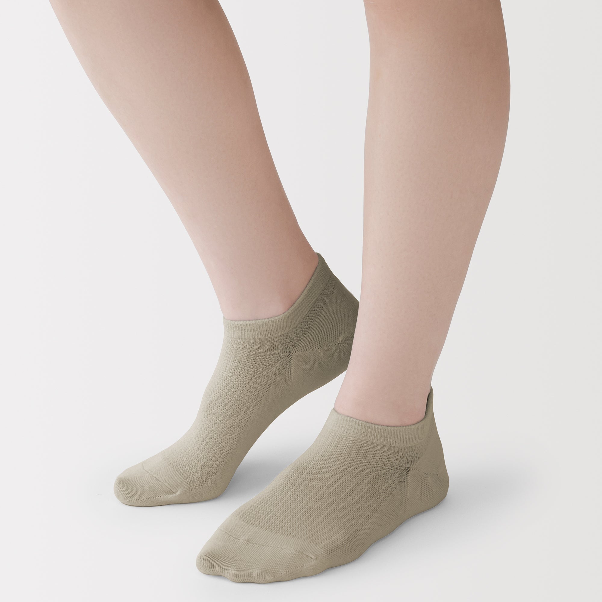 Moisture Wicking Sneaker Socks