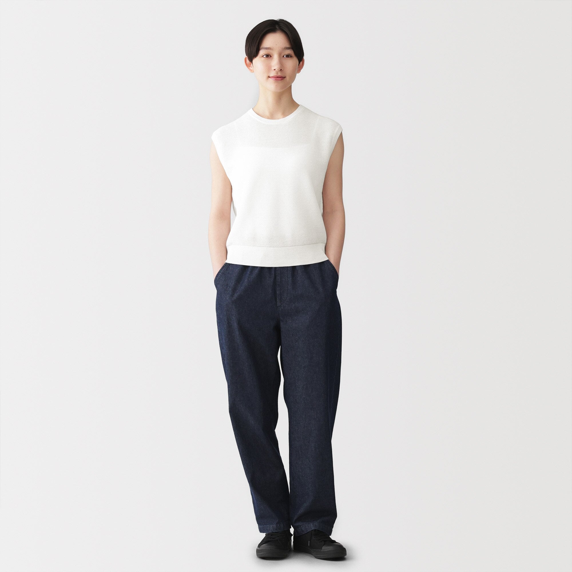 High-Twist Cotton Sleeveless Sweater