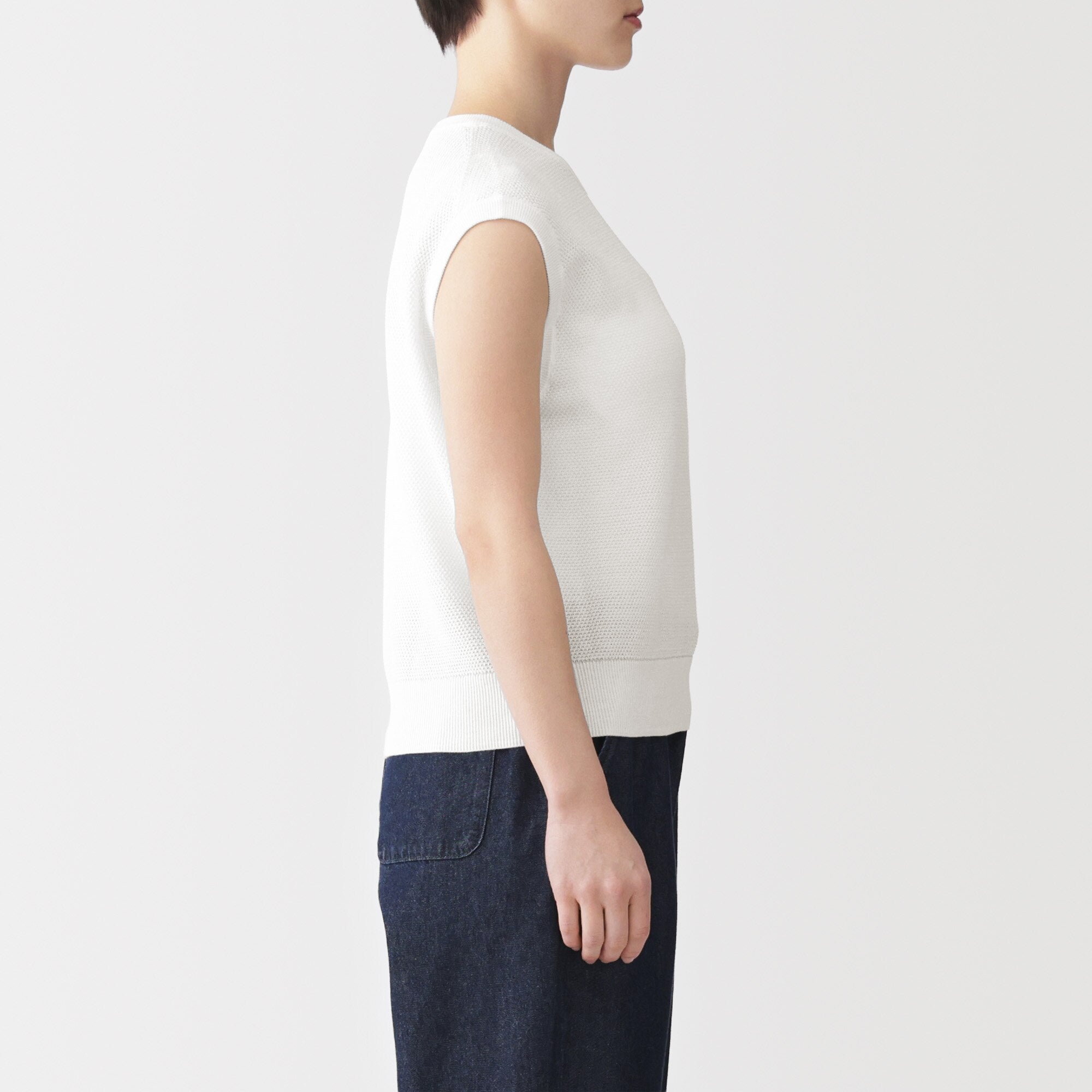 High-Twist Cotton Sleeveless Sweater