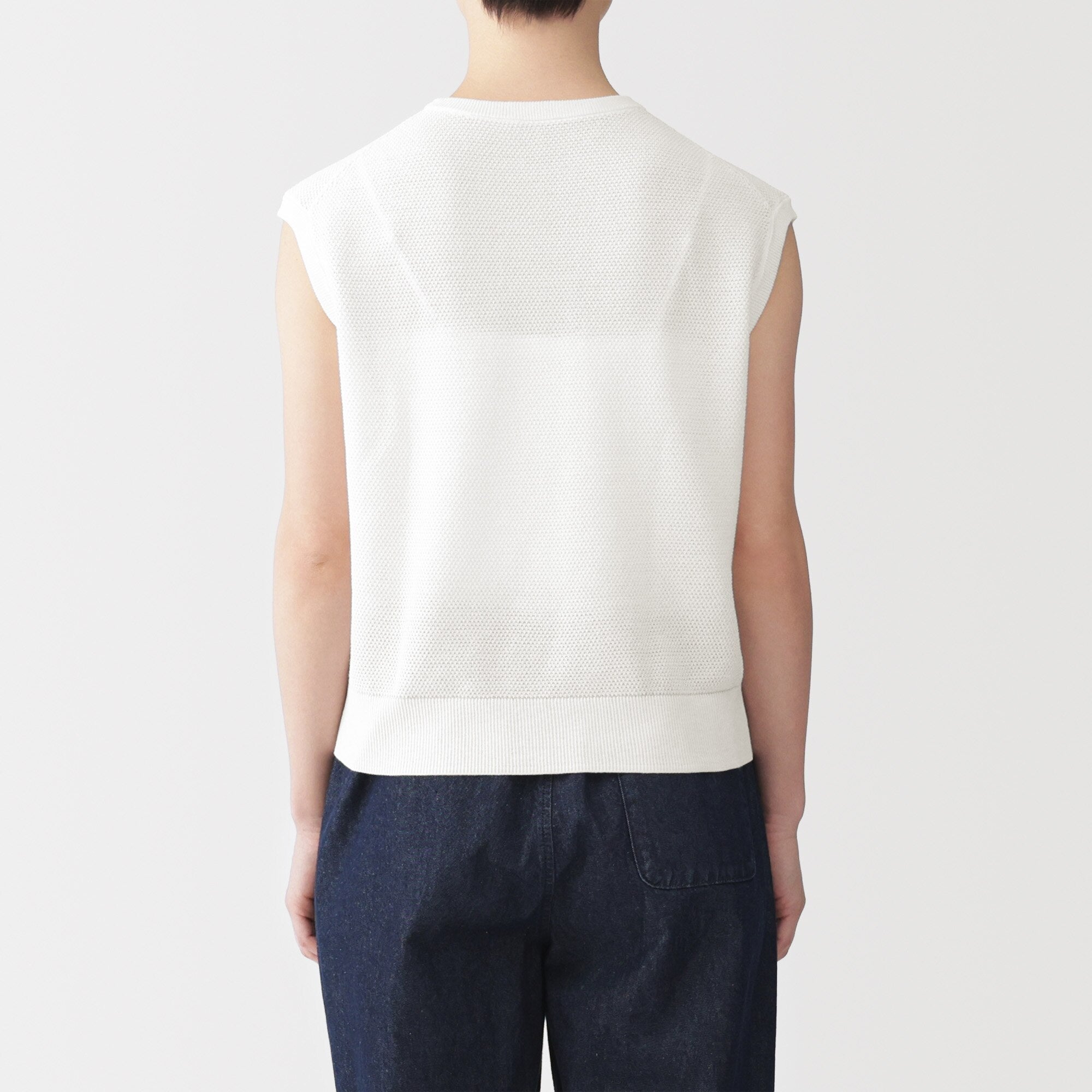 High-Twist Cotton Sleeveless Sweater