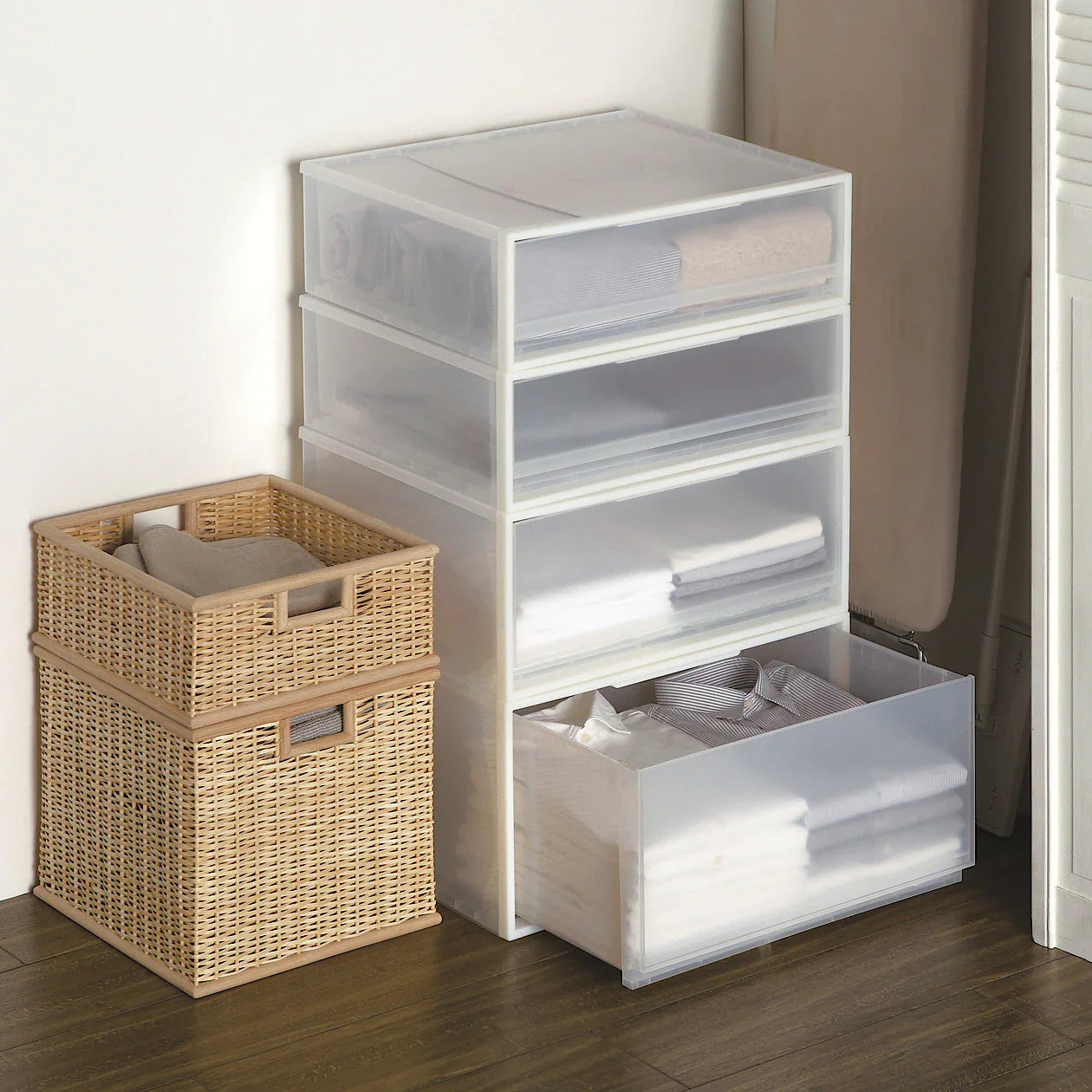 Polypropylene Storage Wide Drawer W21.7 x D17.5