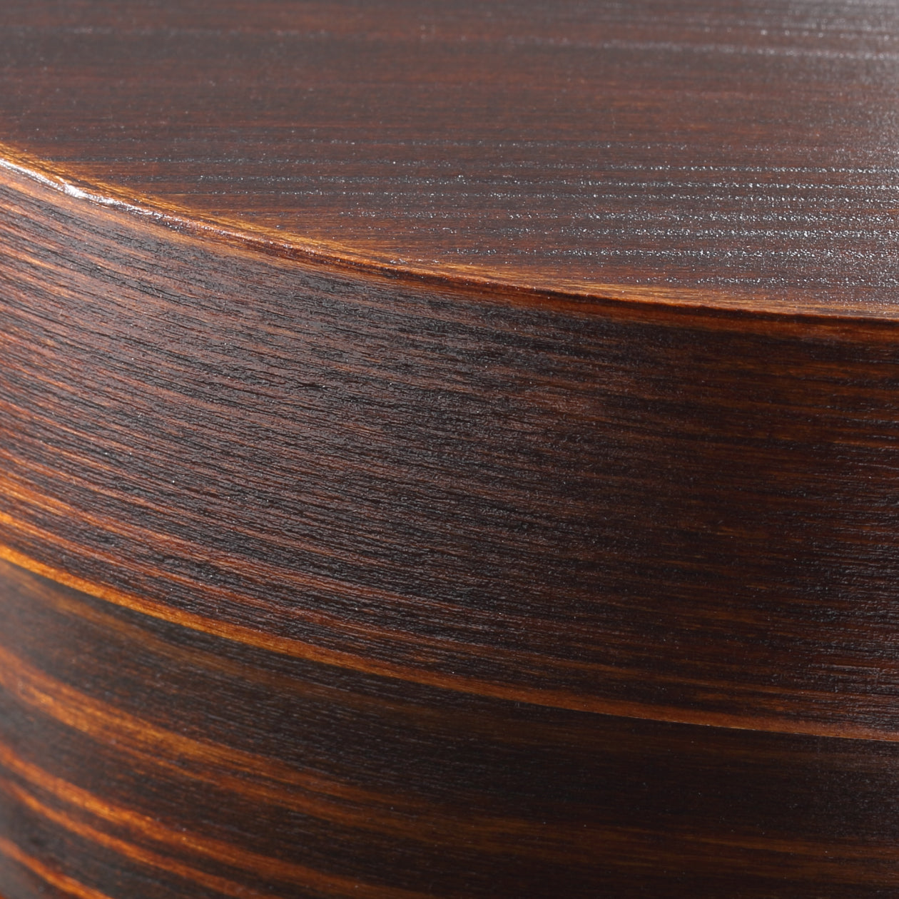 Circular Lacquered Lunchbox