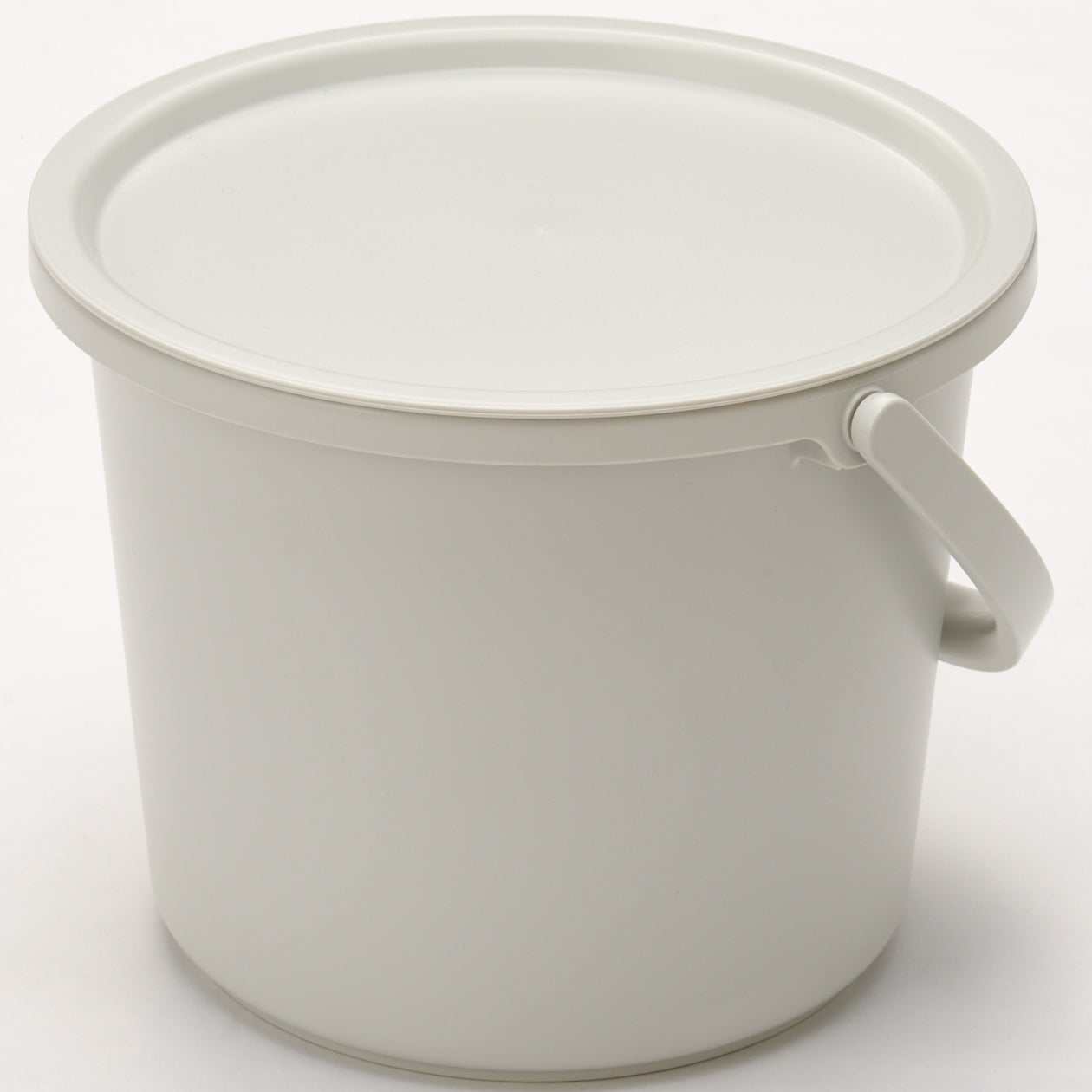 Bucket With Lid