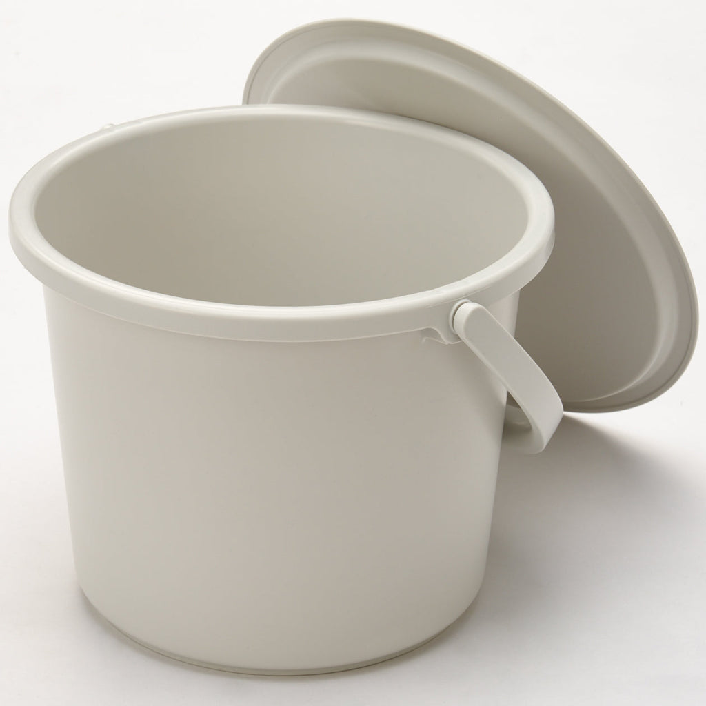Bucket With Lid