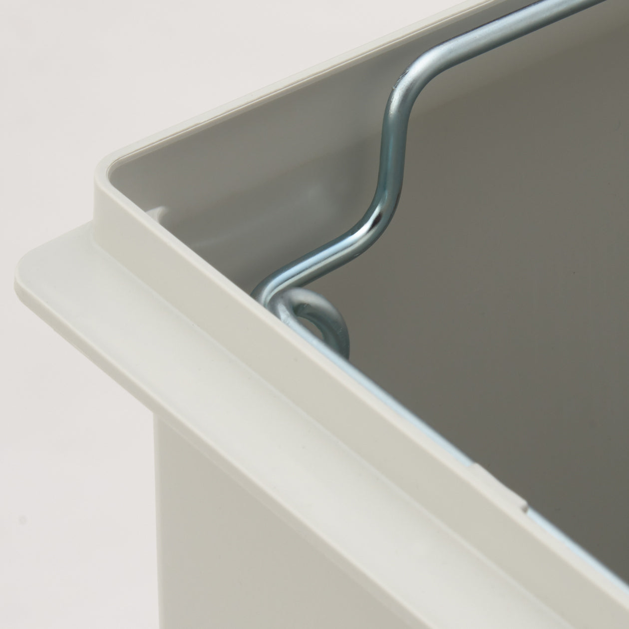 Polypropylene Dust Box Without Lid