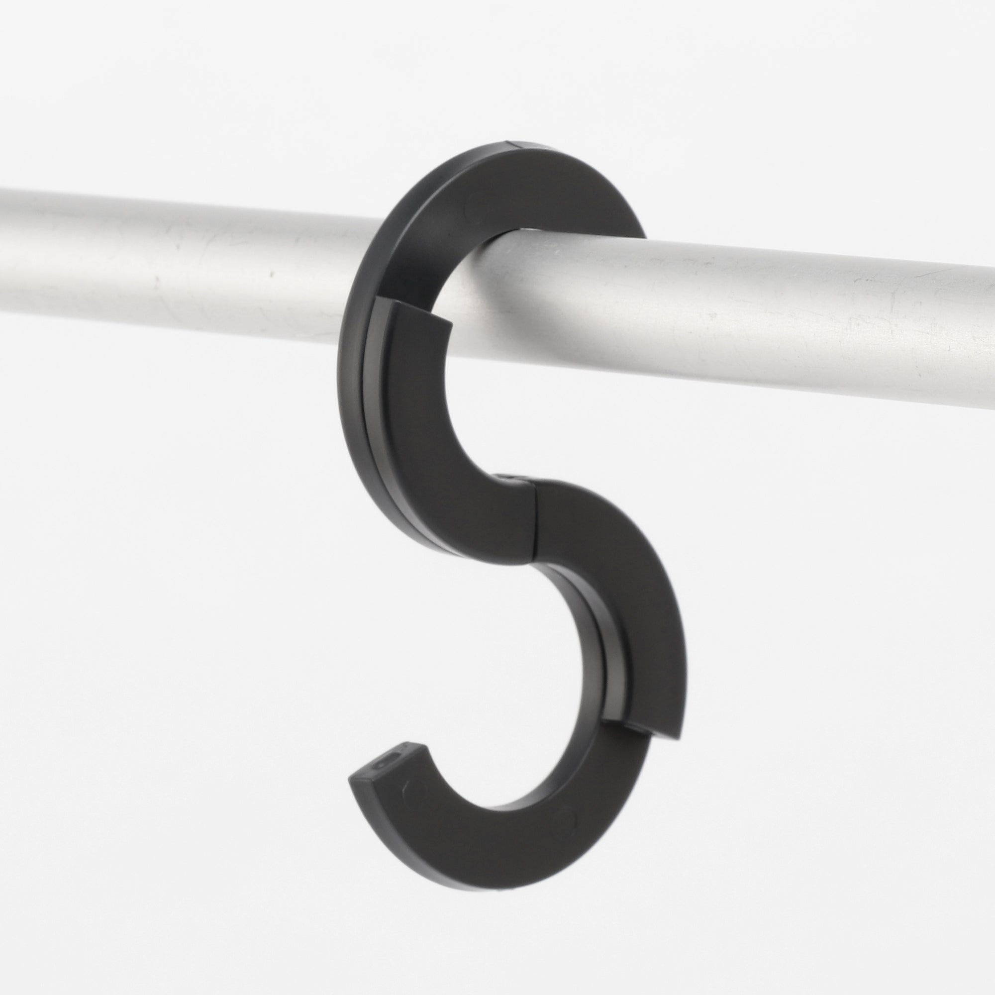 S-Shaped Hook Hanger