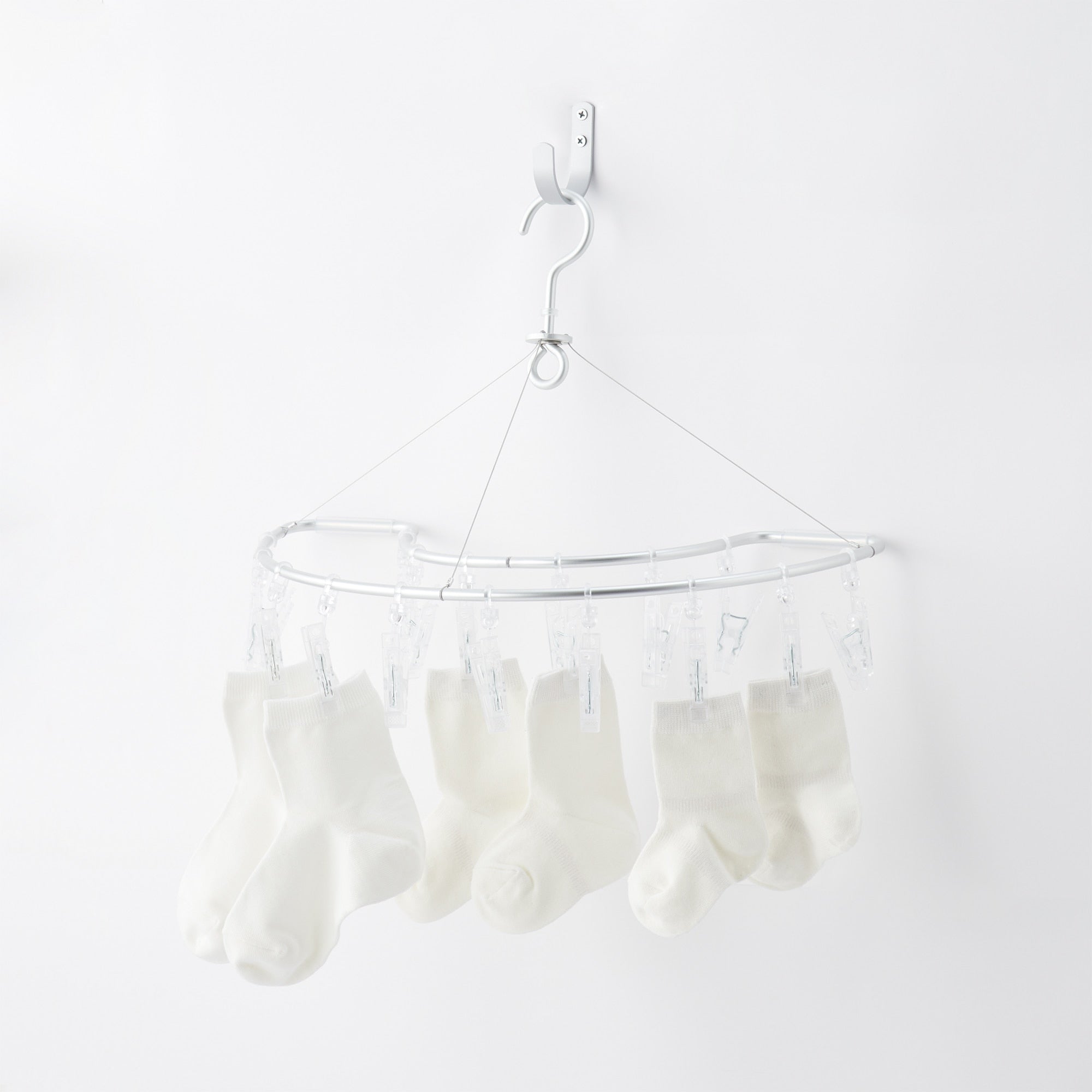 Aluminum Semicircle Hanger - 16 Pegs