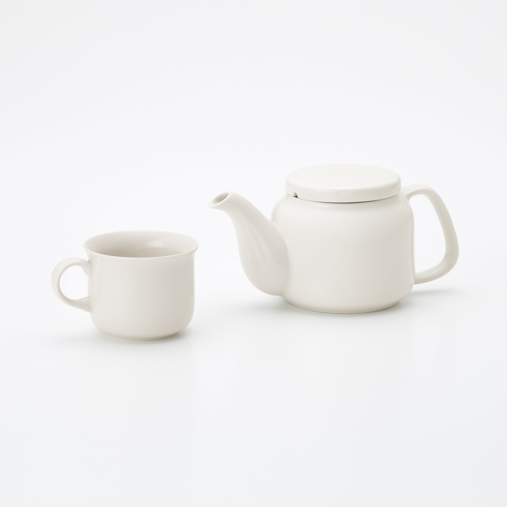 Beige Porcelain Pot
