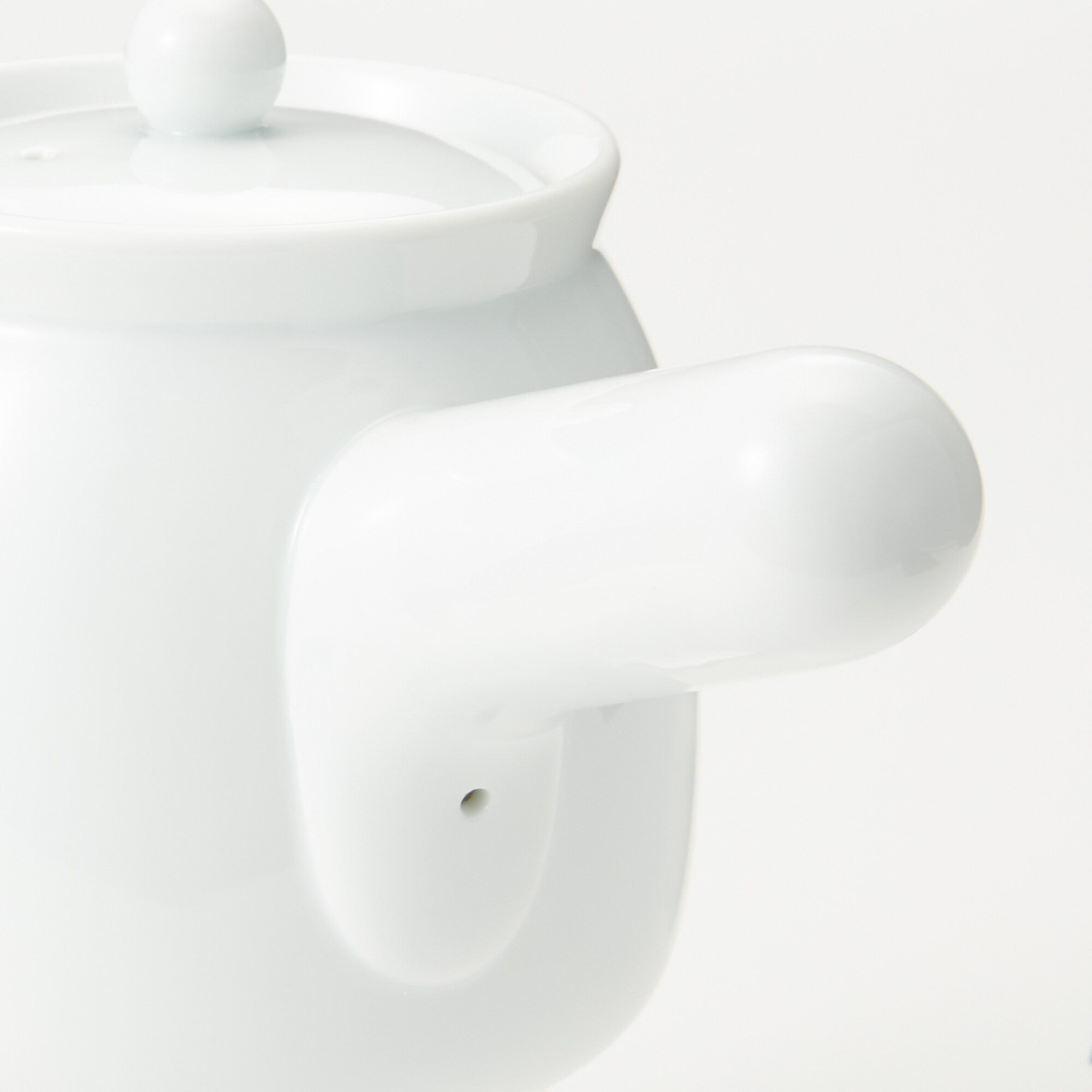 White Porcelain Tea Pot