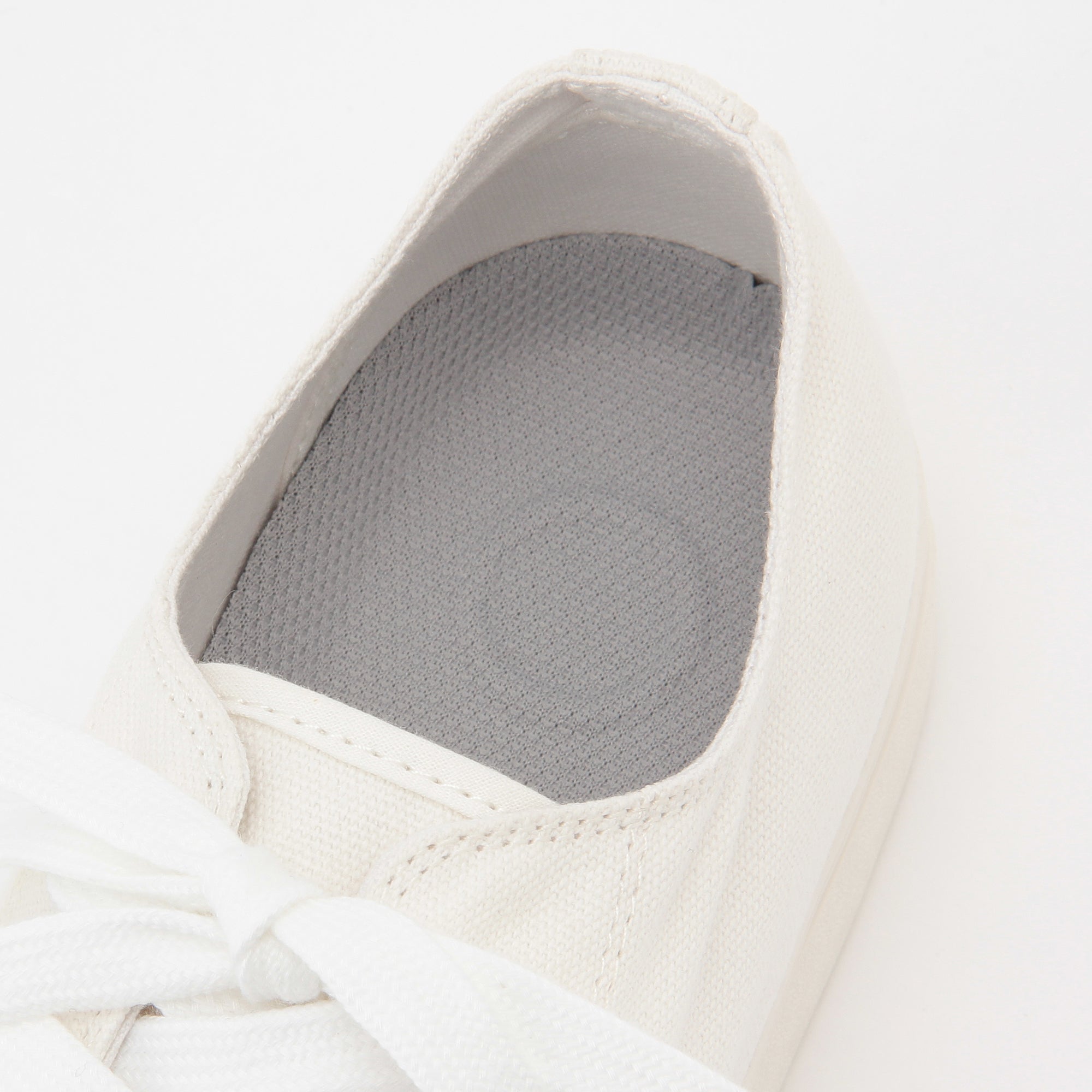 Organic Cotton Comfortable Water Repellent Sneakers