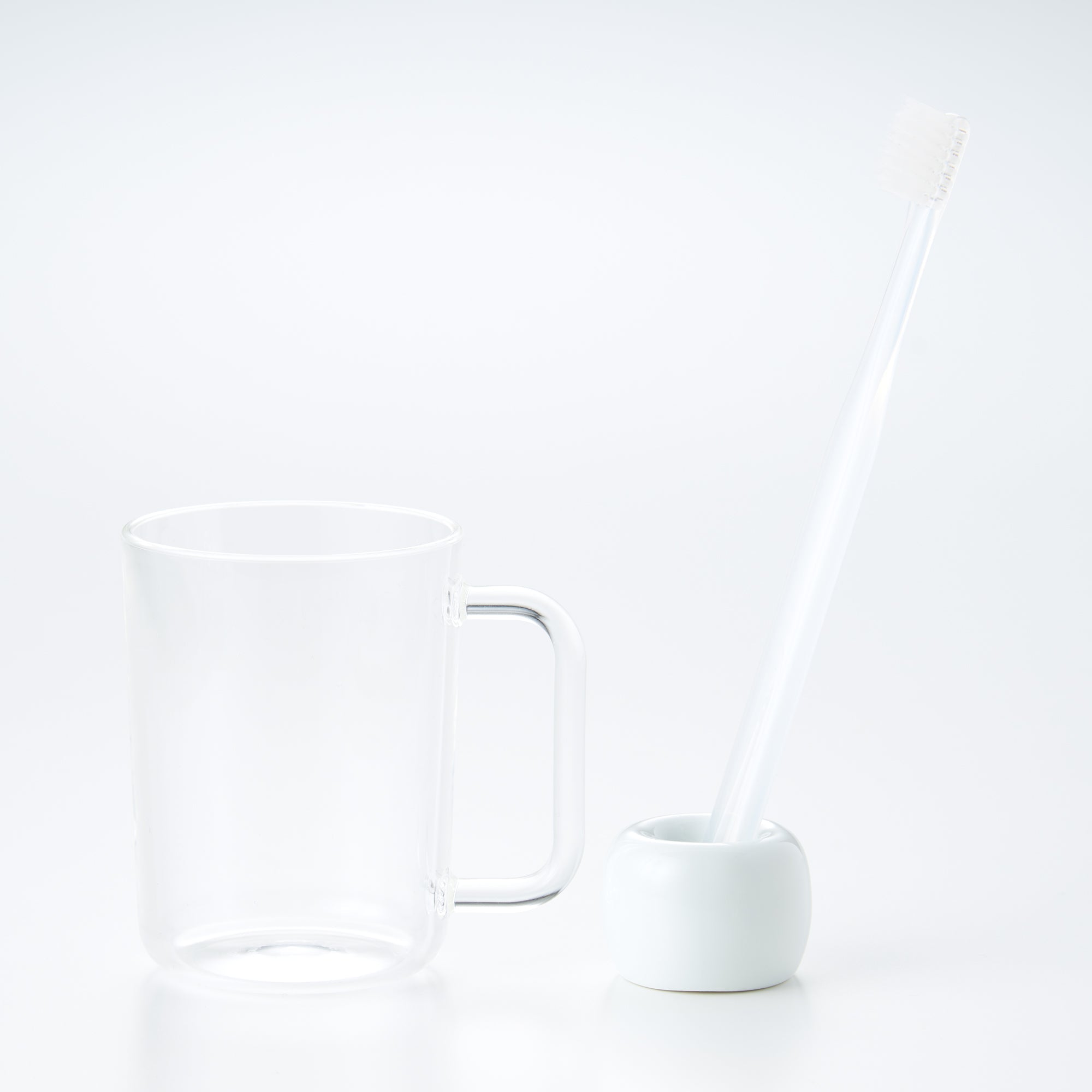 Acrylic Cup with Handle Main image