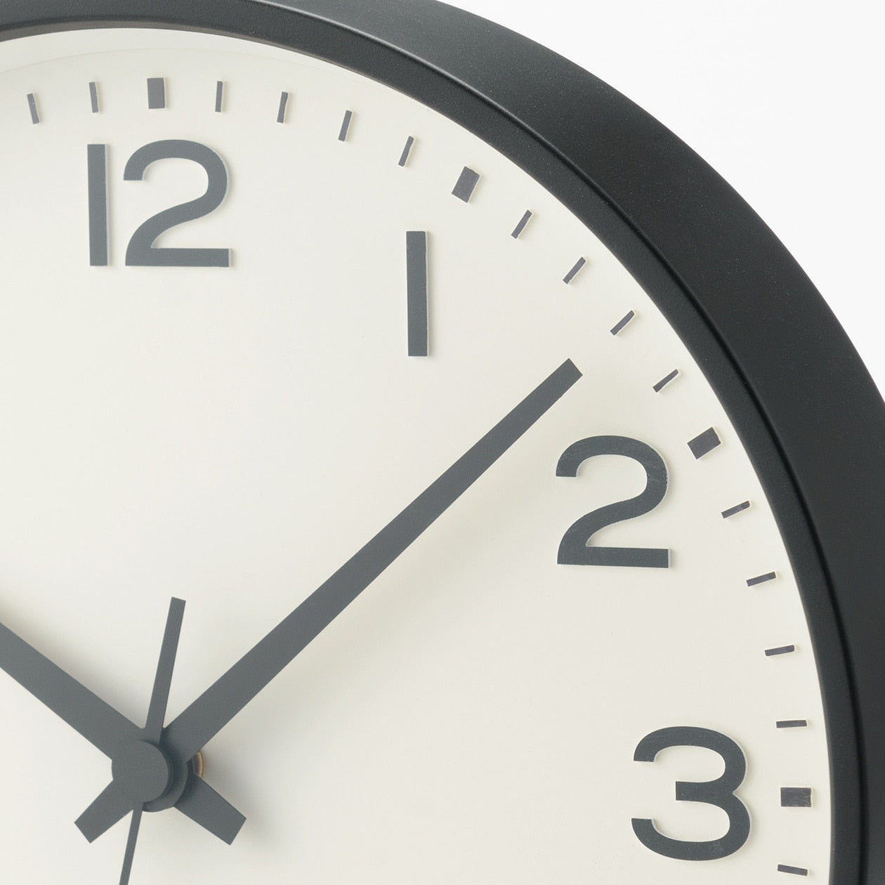 Analog Clock L