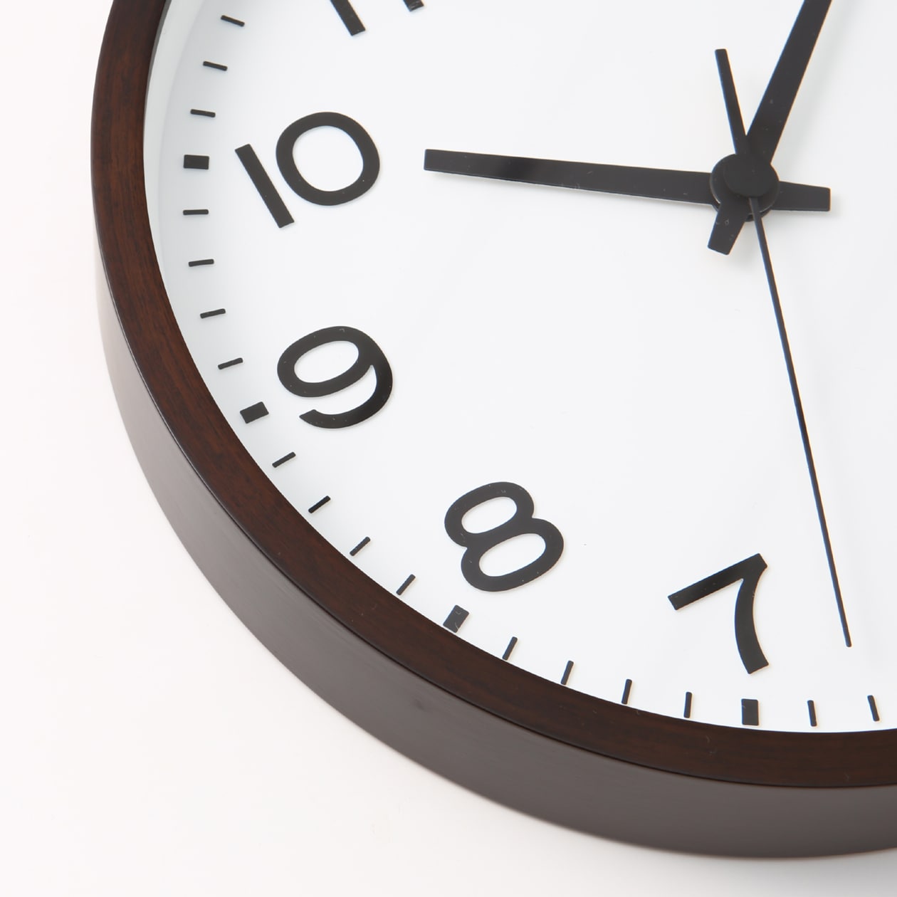 Analog Clock L