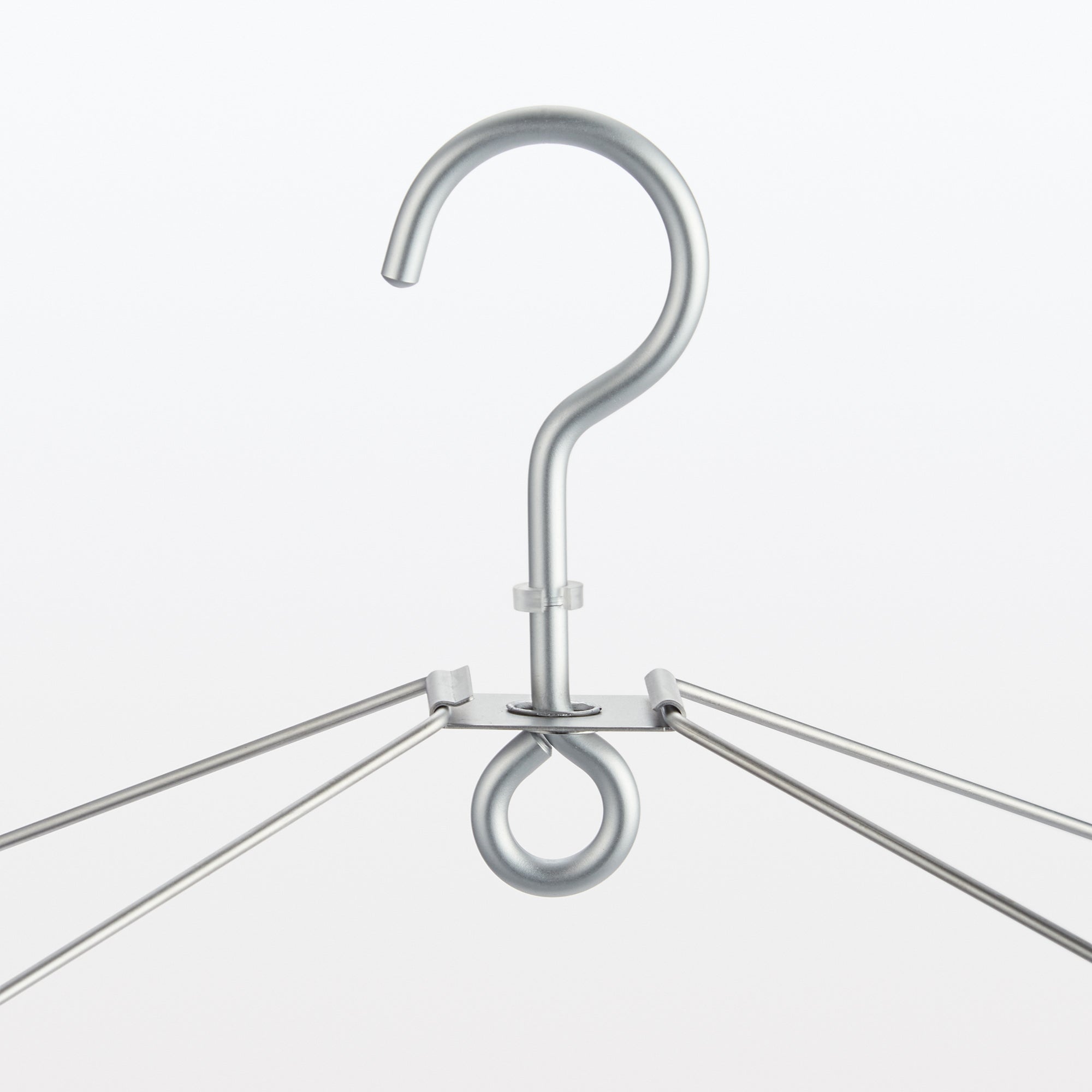 Aluminum Hanger with Pegs