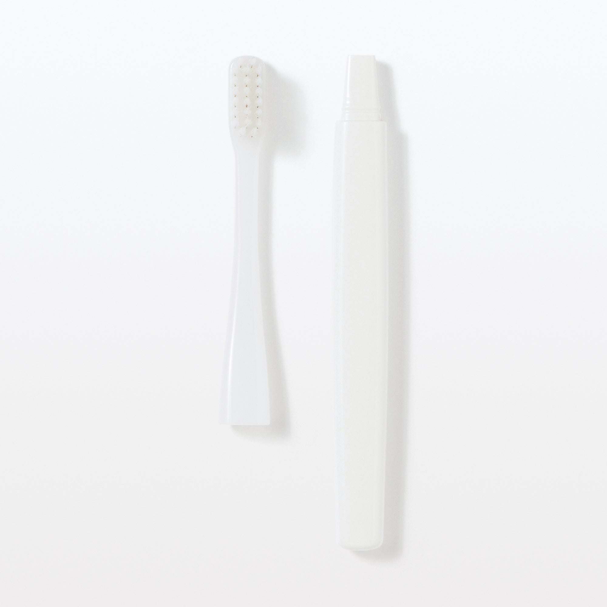 Replaceable Head Soft Toothbrush - White