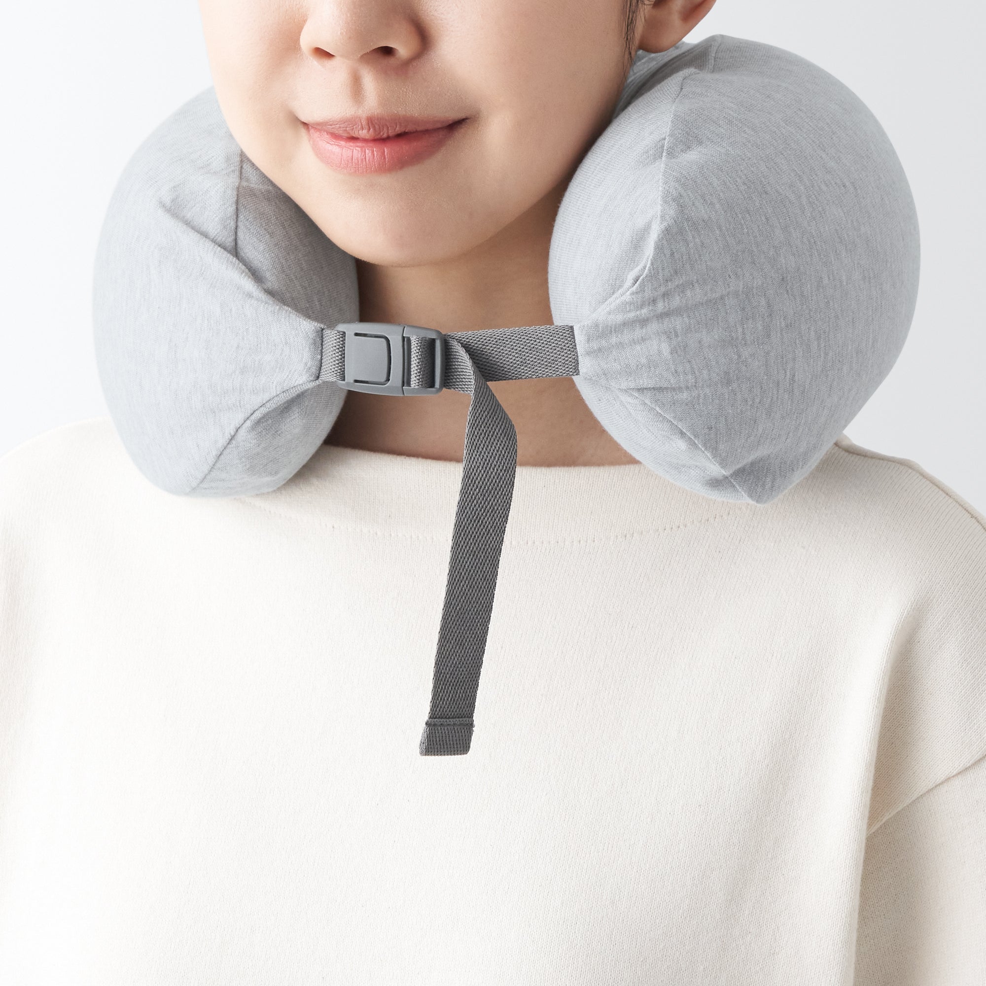 Well-Fitted Neck Cushion