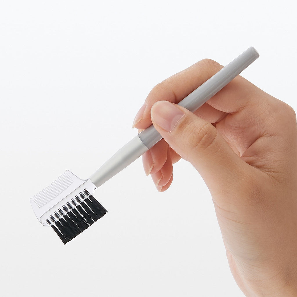 Eyebrow Brush with Comb